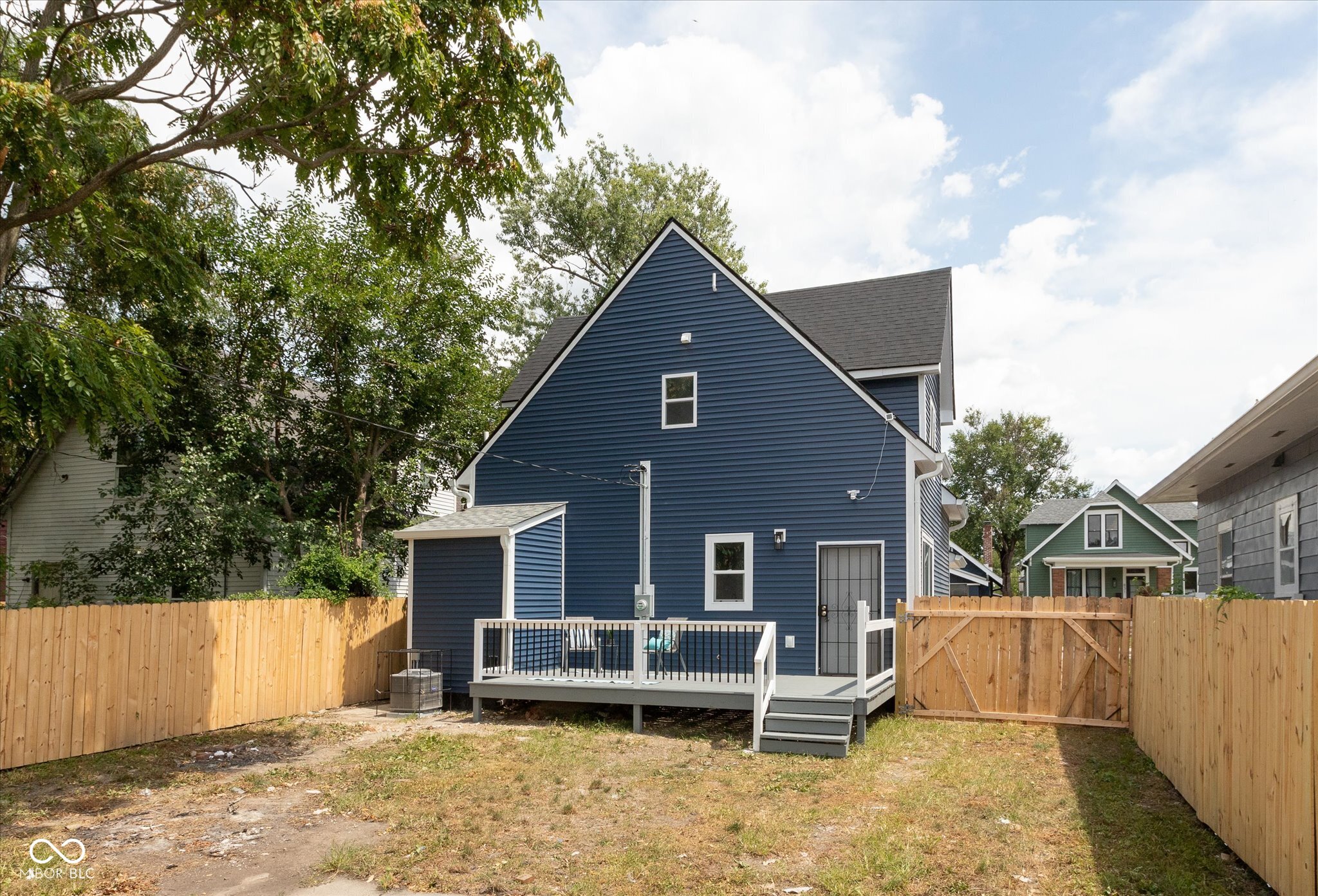 838 N Parker Avenue