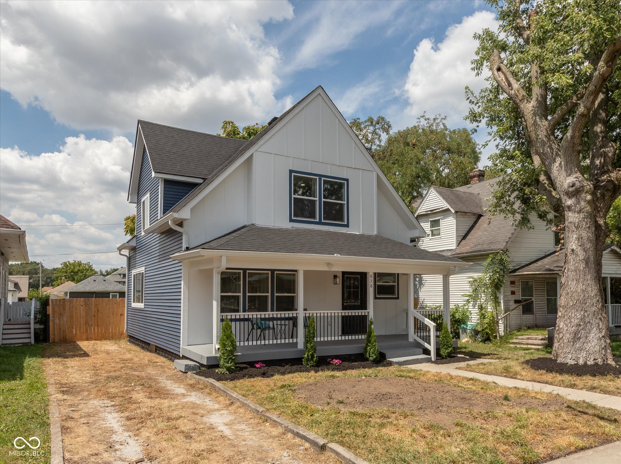 838 N Parker Avenue