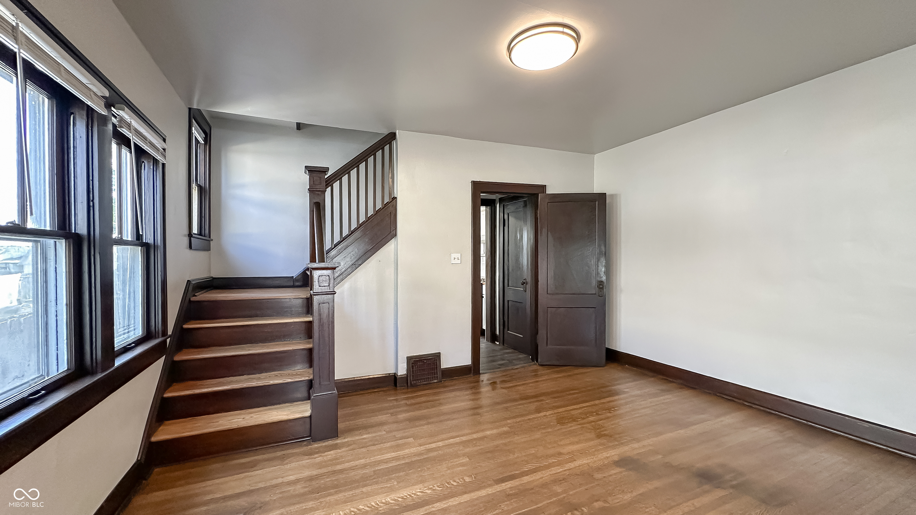 339 N Dequincy Street