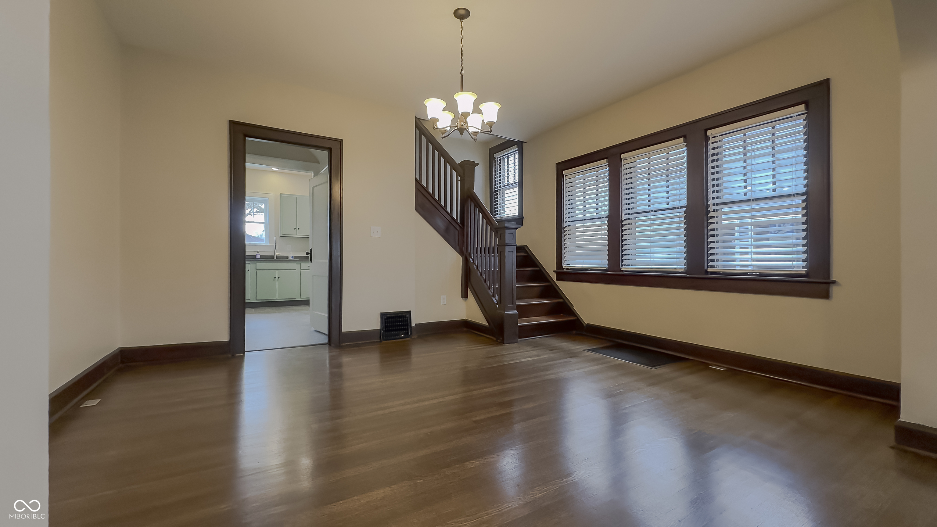 337 N Dequincy Street