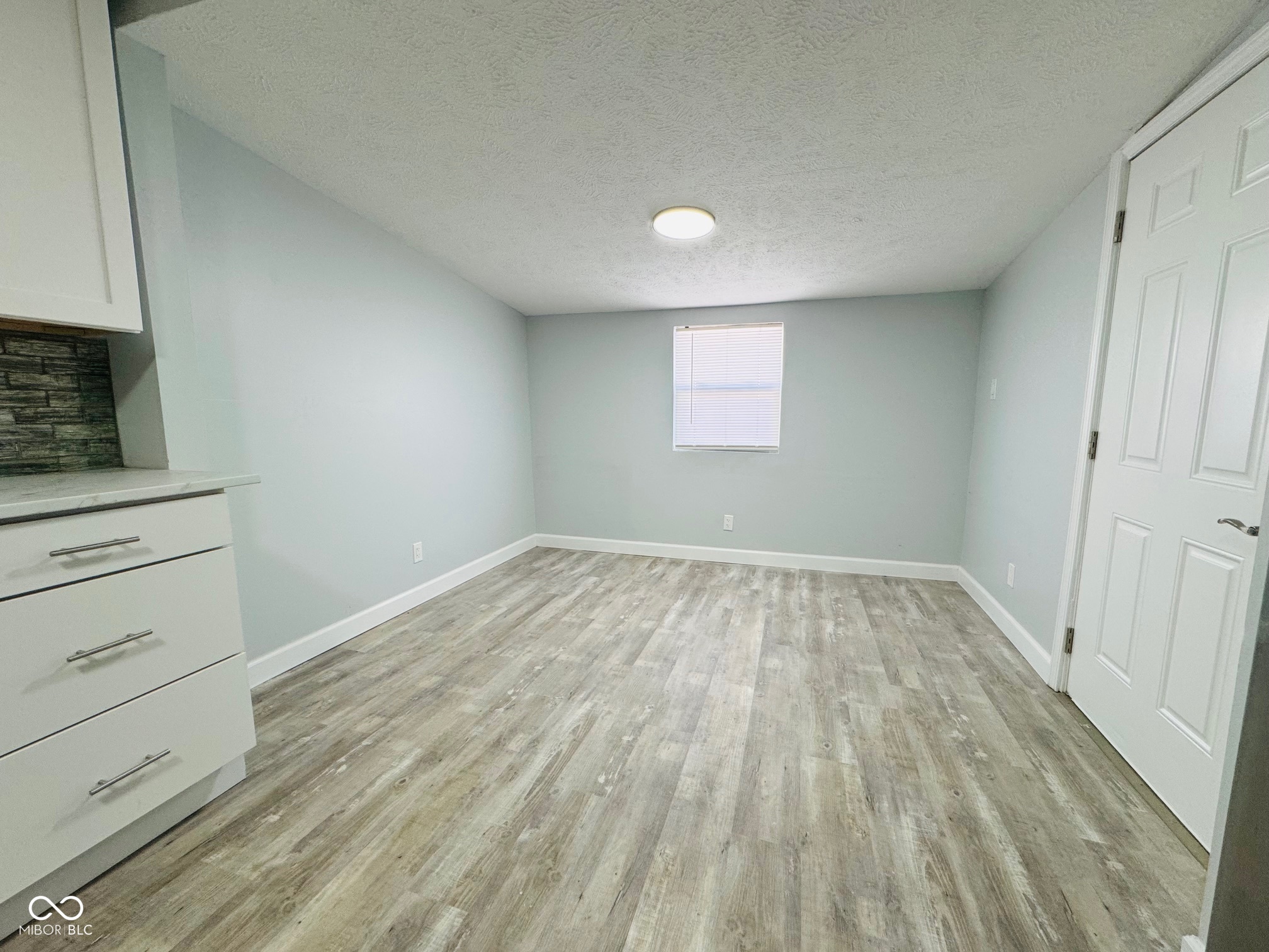 1324 W 28th Street
