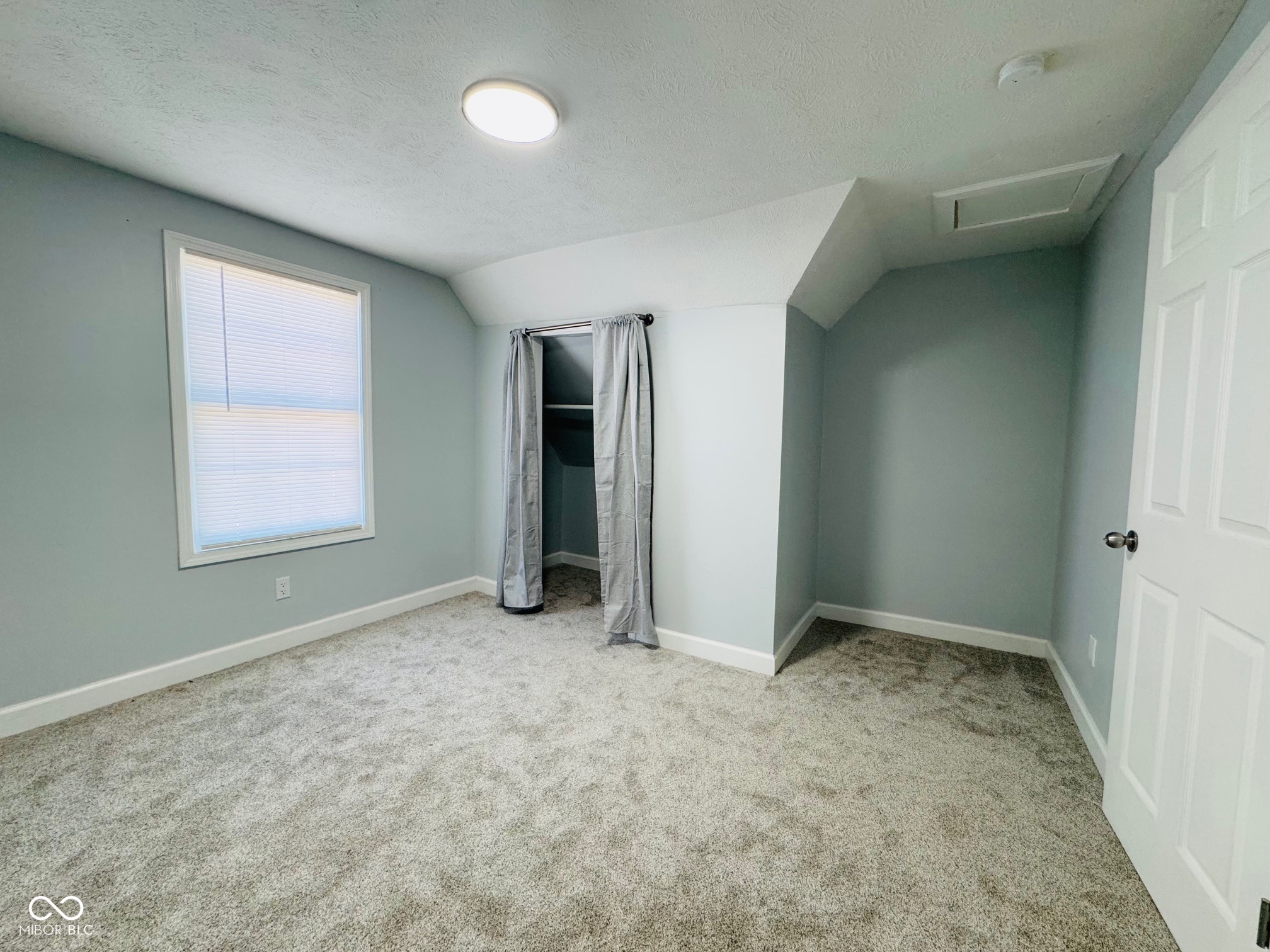 1324 W 28th Street