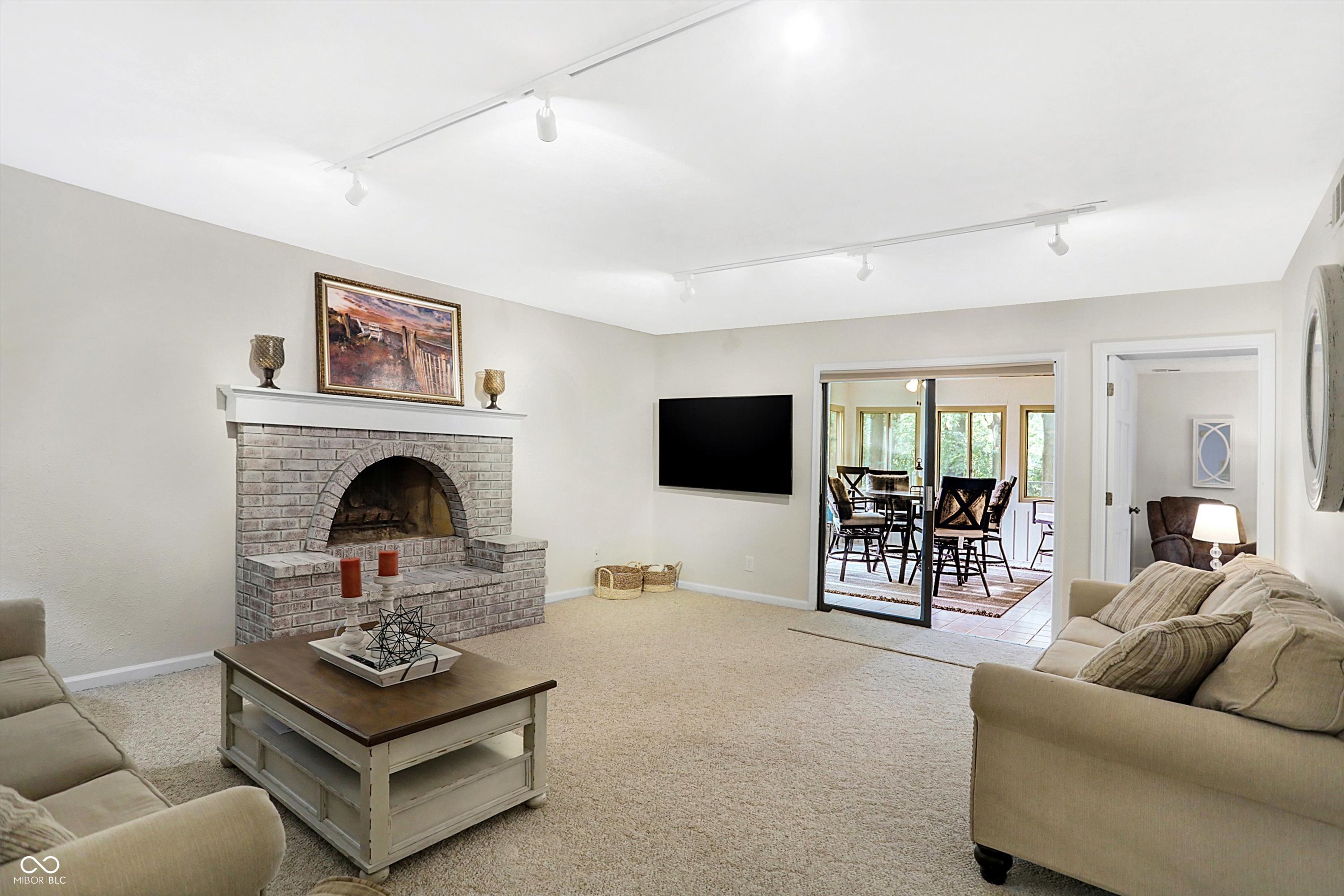 541 Shady Lane