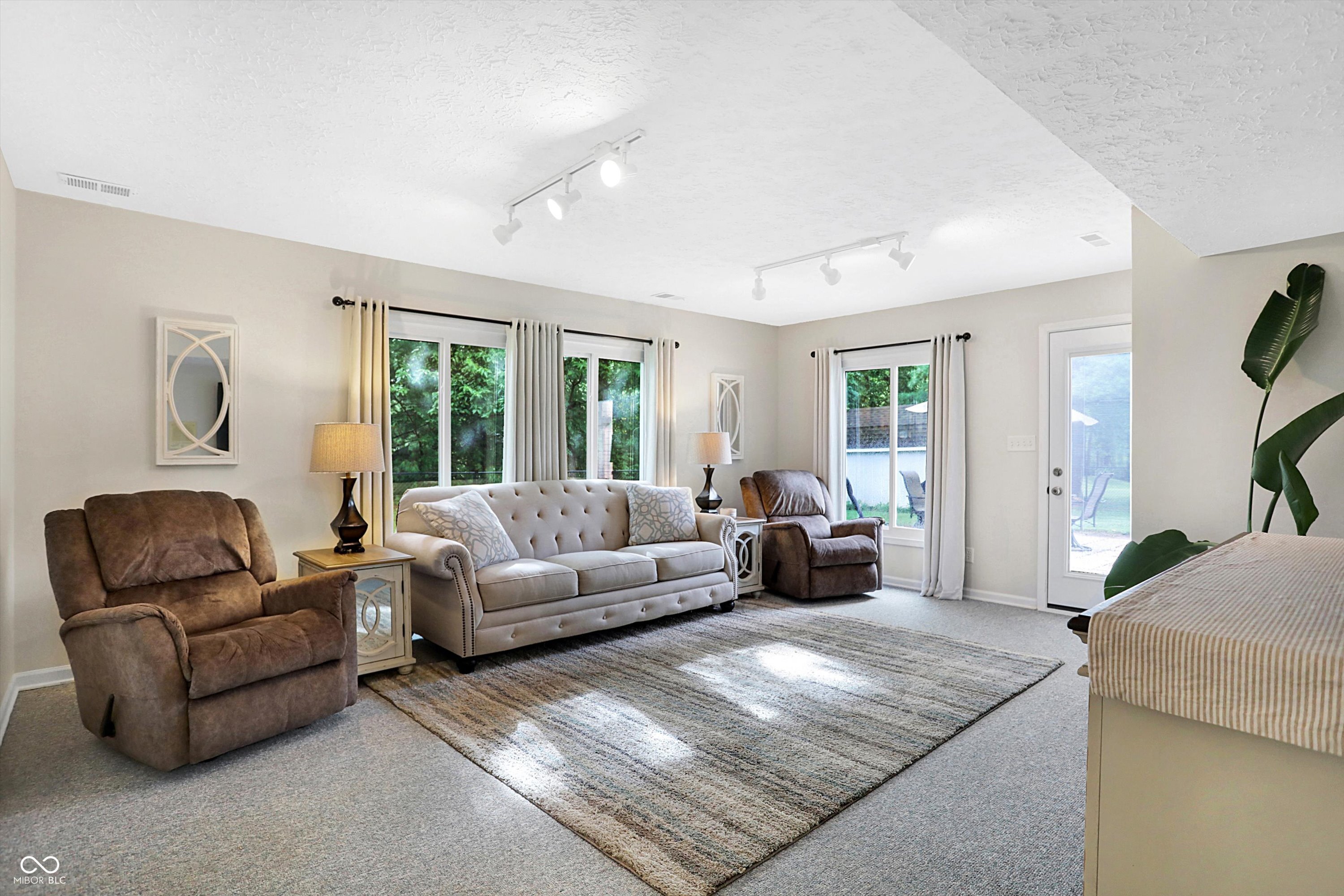 541 Shady Lane