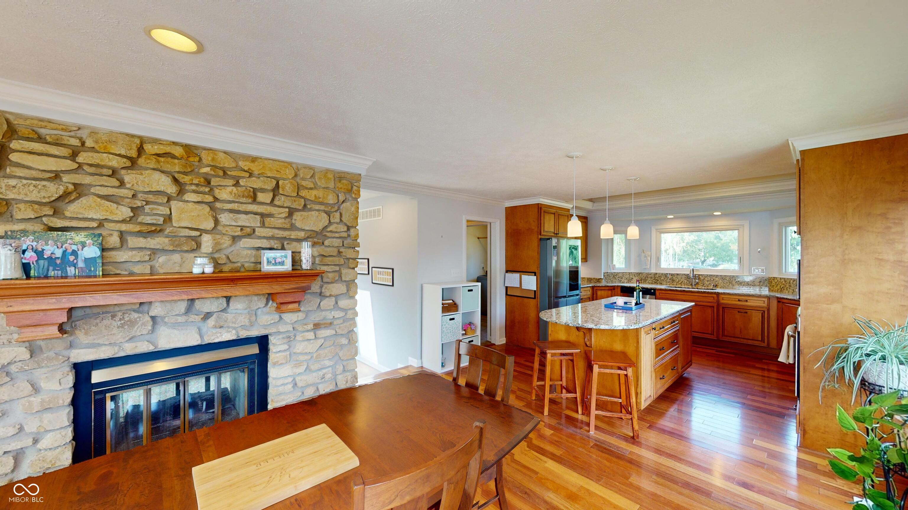 715 Pleasant Point Circle