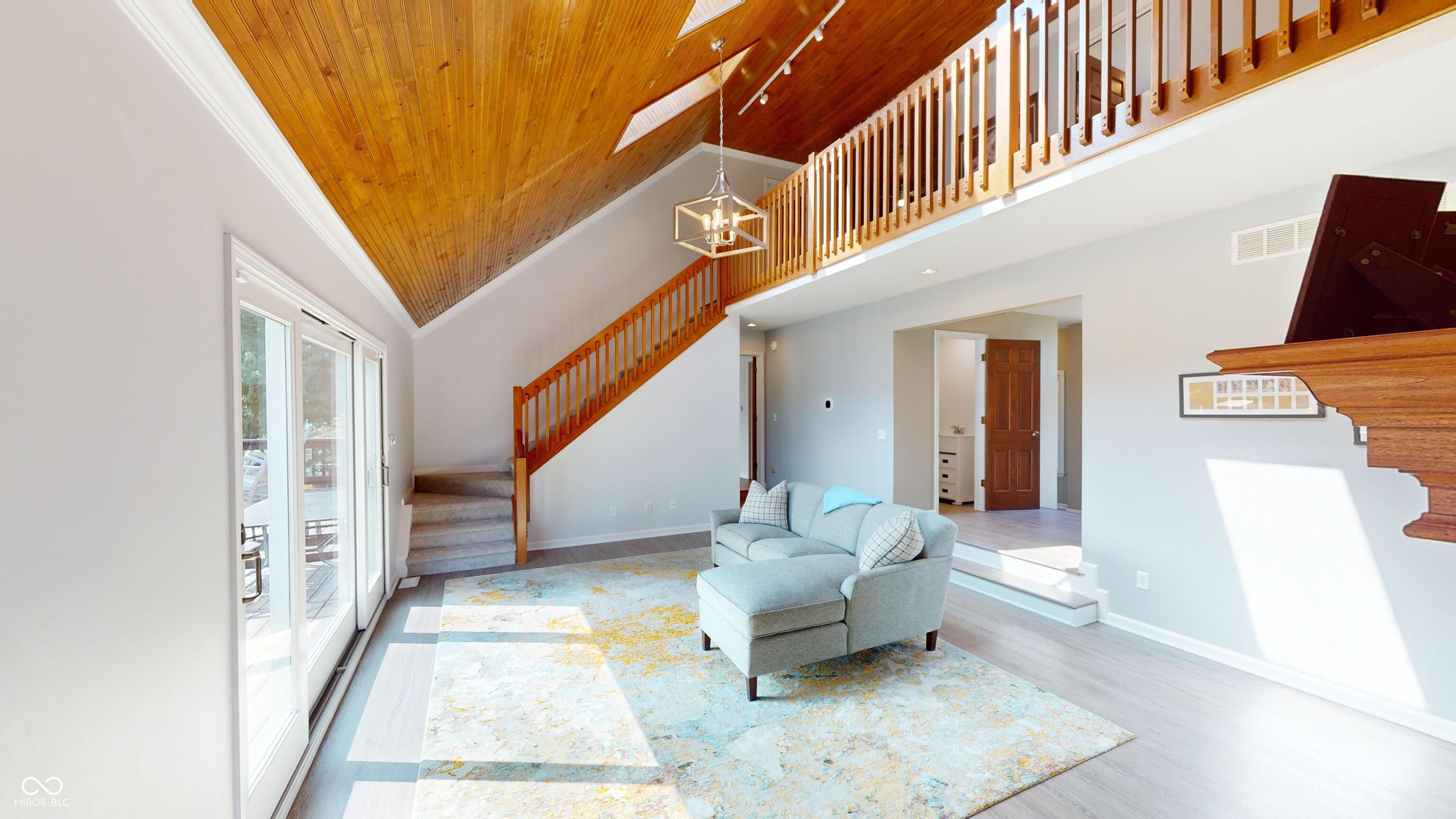 715 Pleasant Point Circle