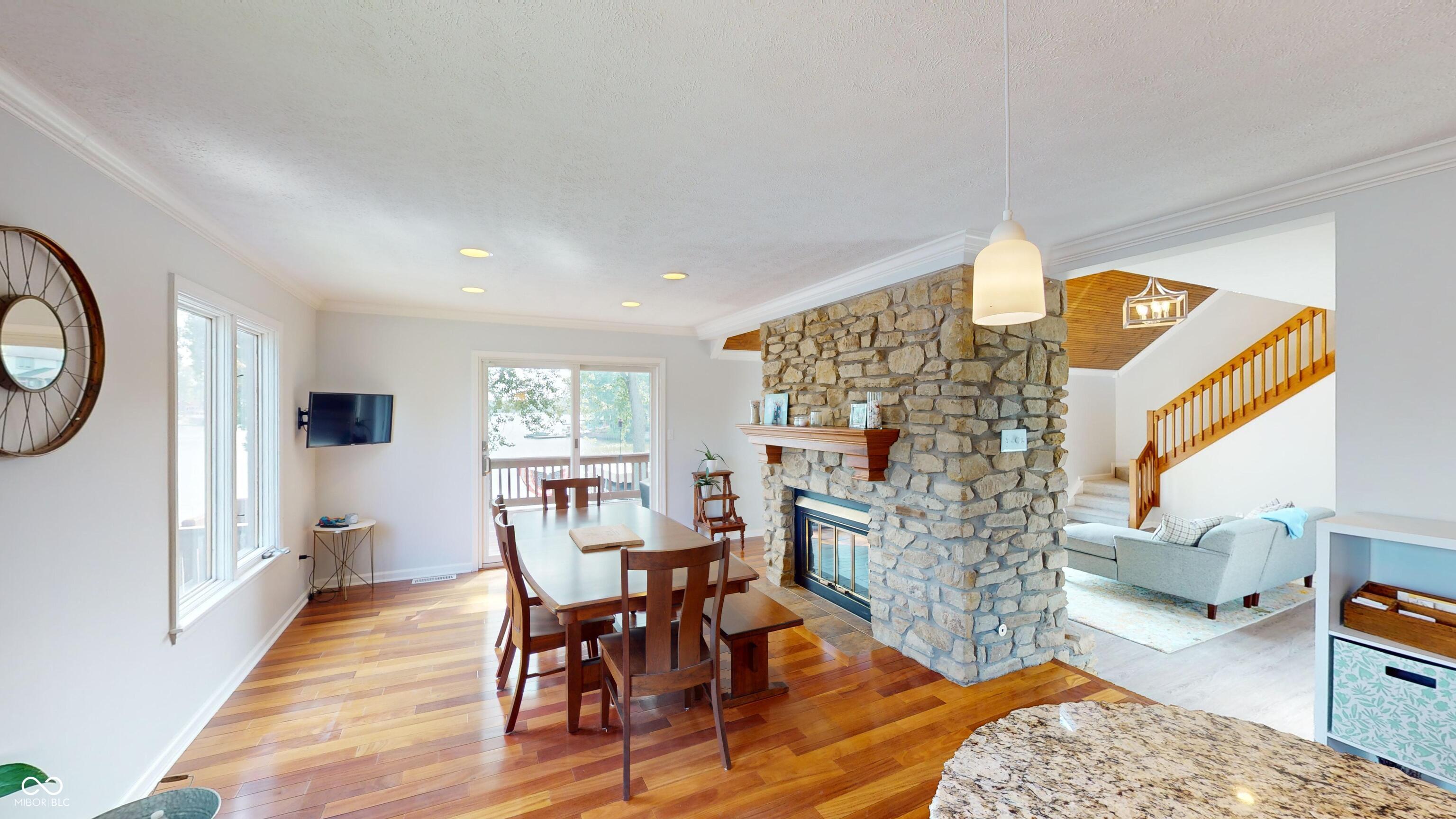 715 Pleasant Point Circle