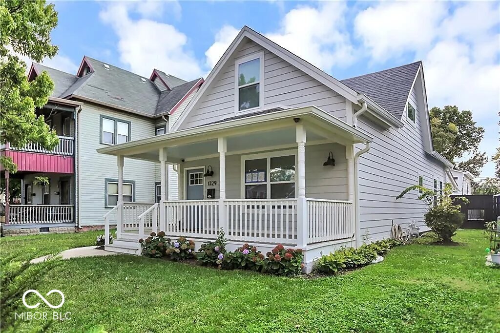 1329 Lexington Avenue
