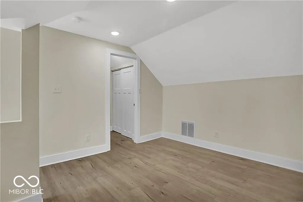 1329 Lexington Avenue