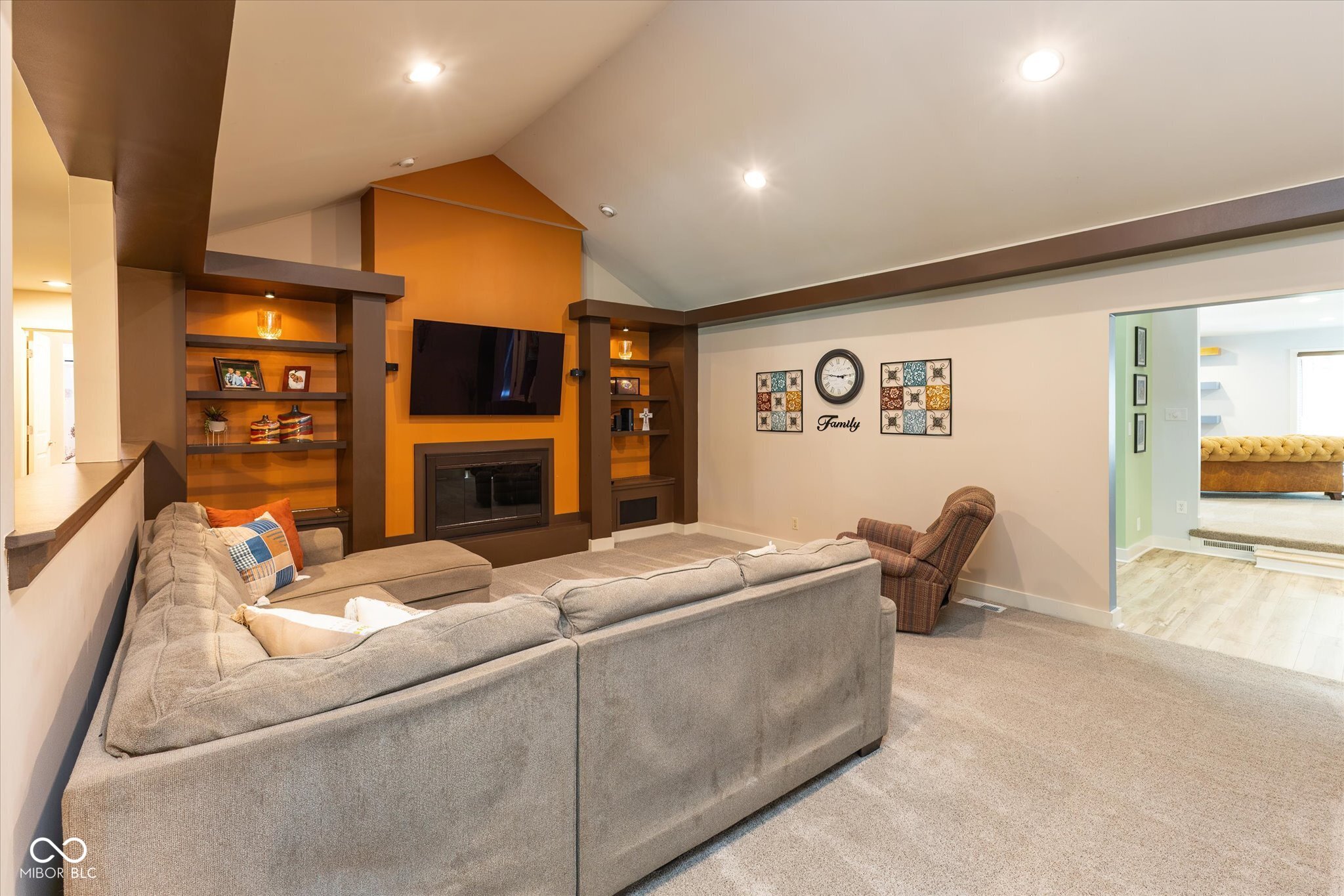 2610 Stonybrook Lane