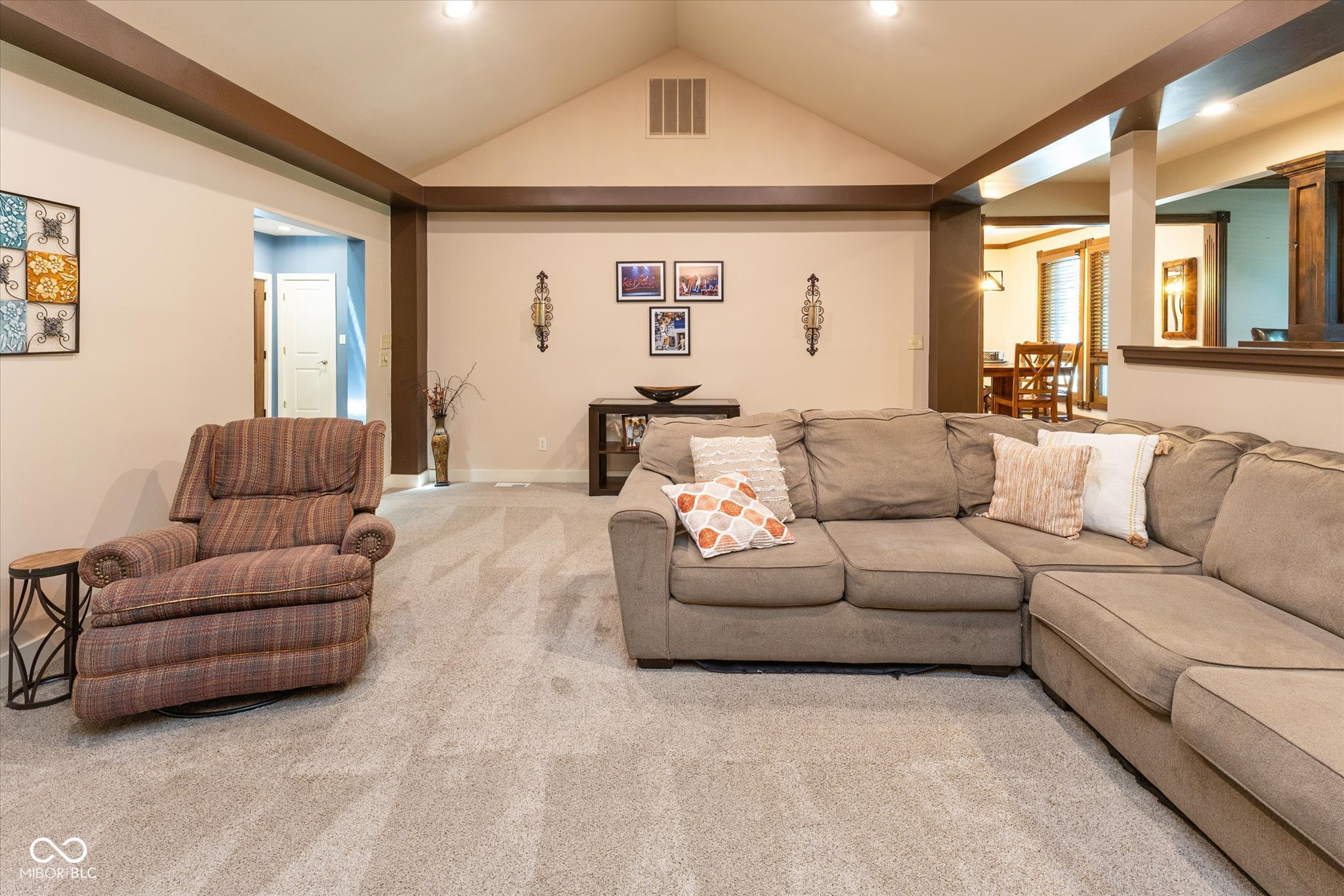 2610 Stonybrook Lane