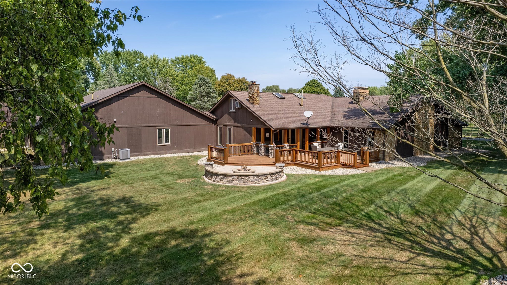 2610 Stonybrook Lane