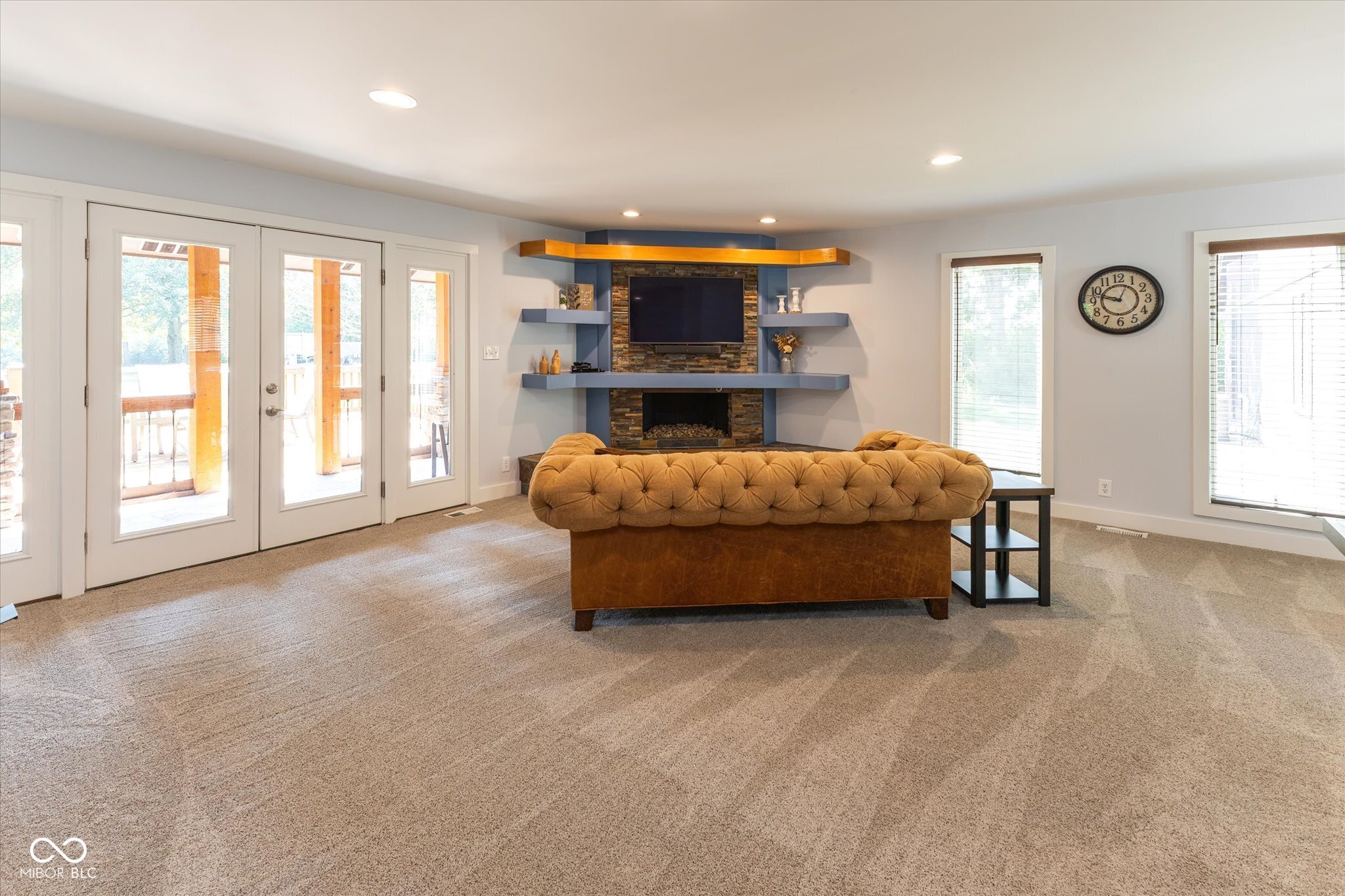 2610 Stonybrook Lane