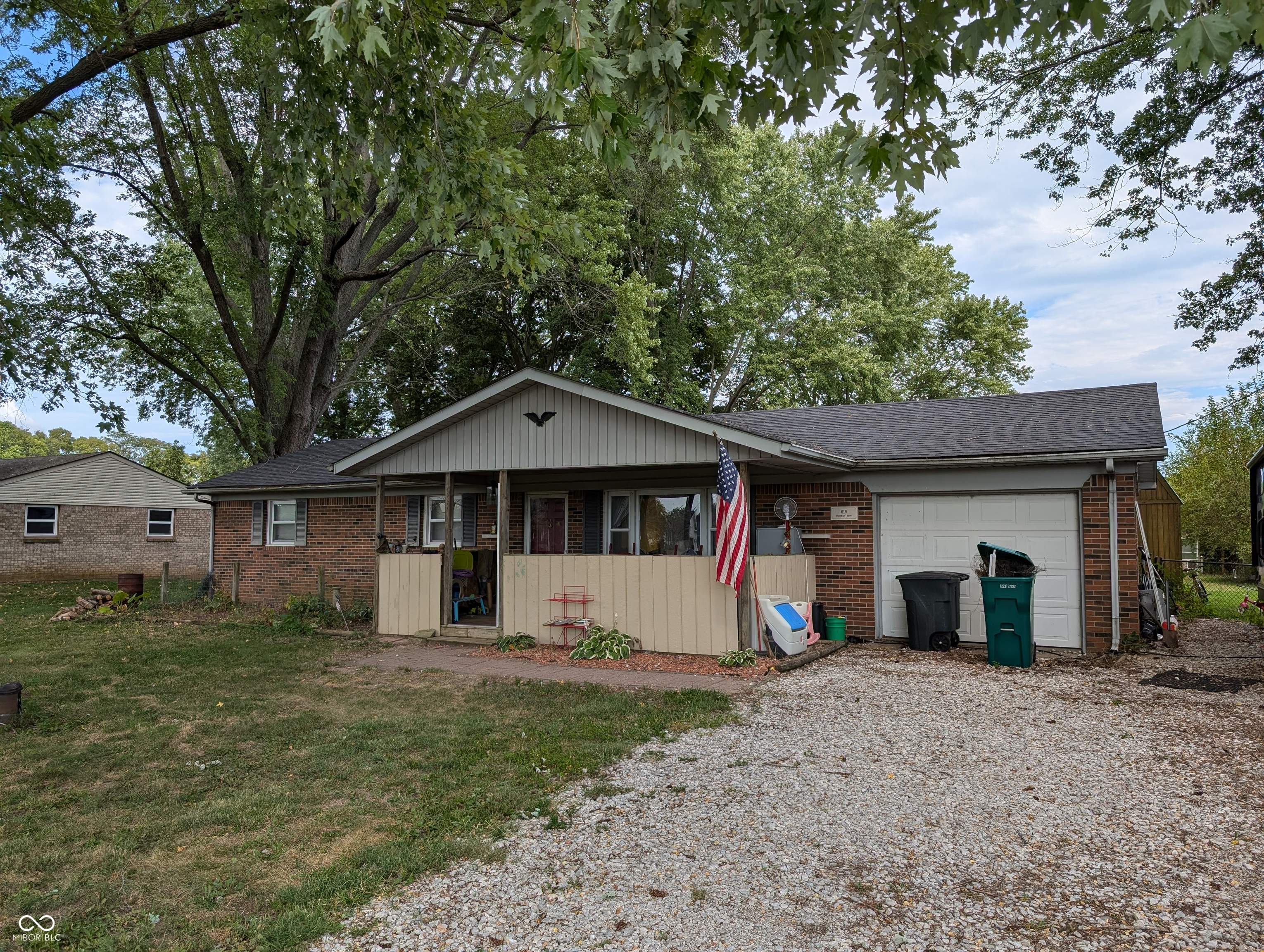10867 N Smokey Row Road