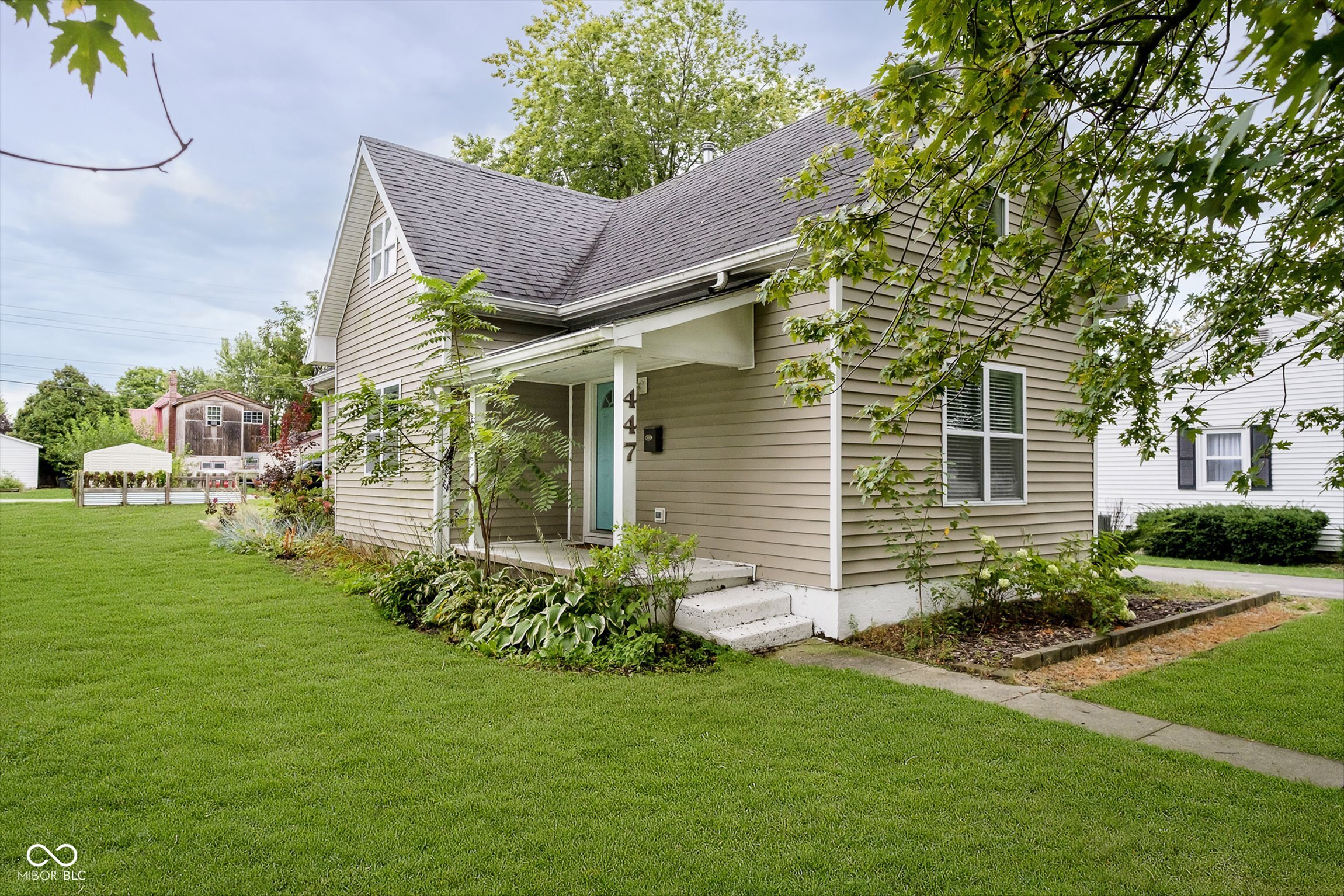 447 Columbia Avenue