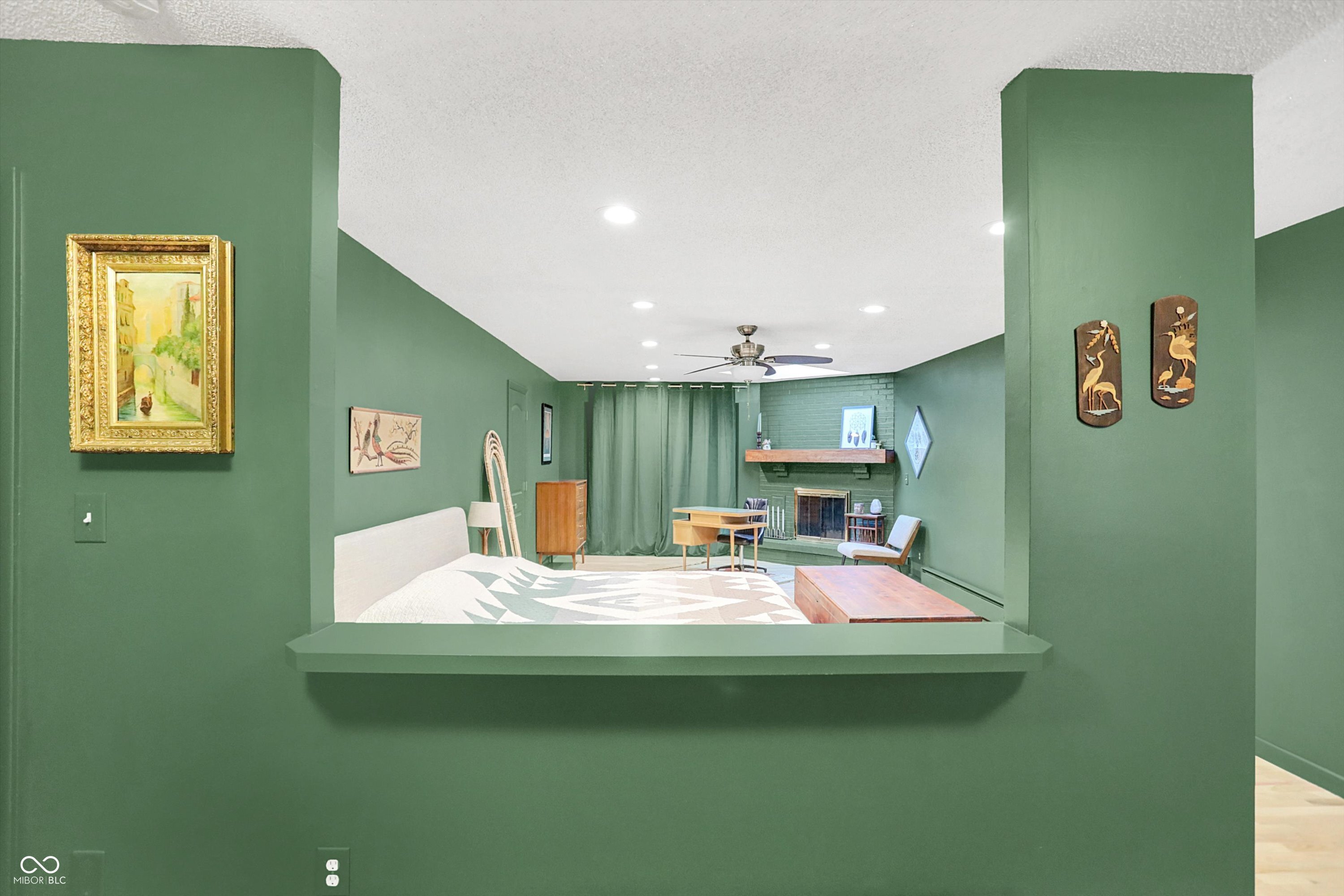 6431 Sunset Lane