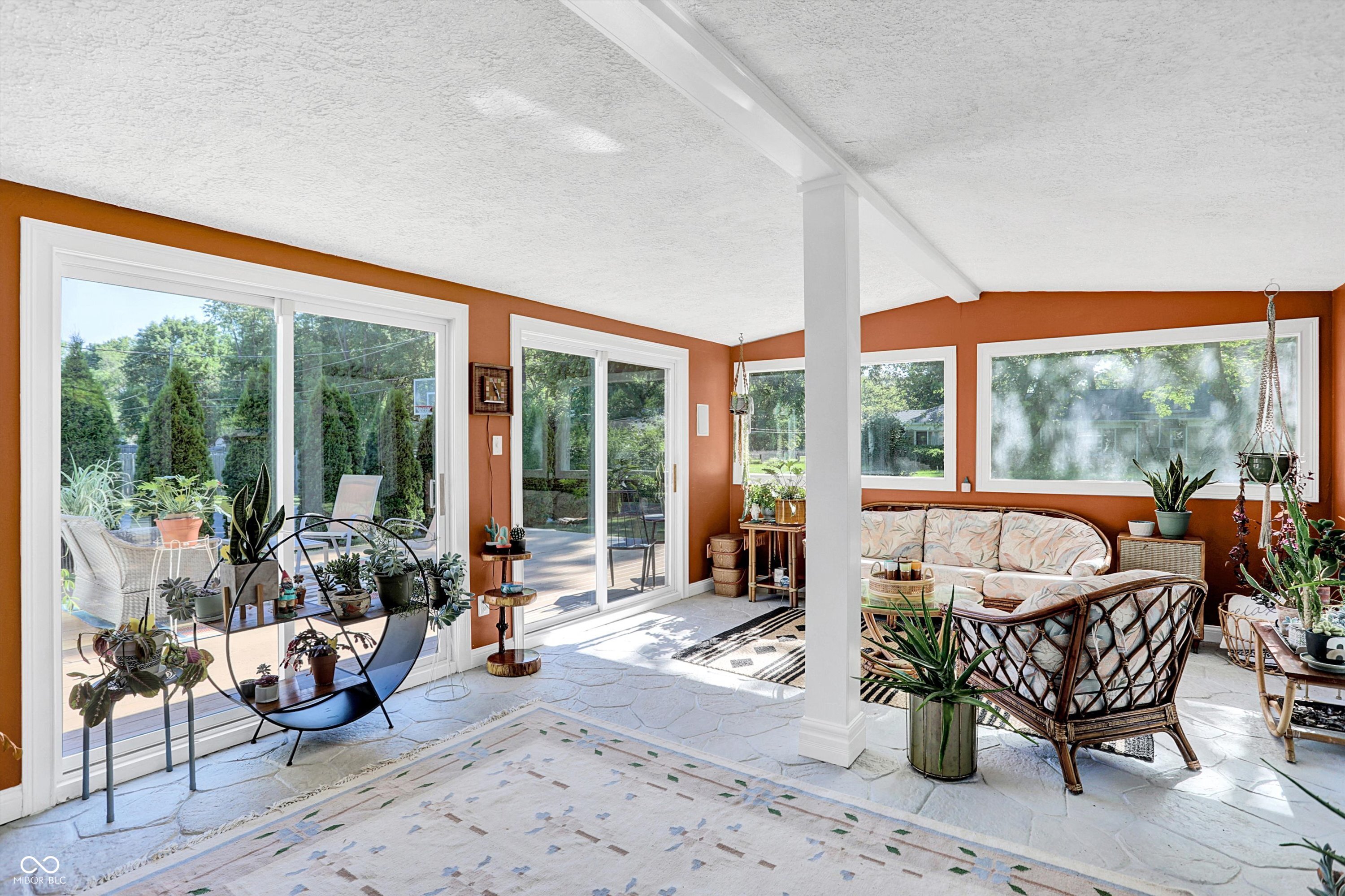 6431 Sunset Lane