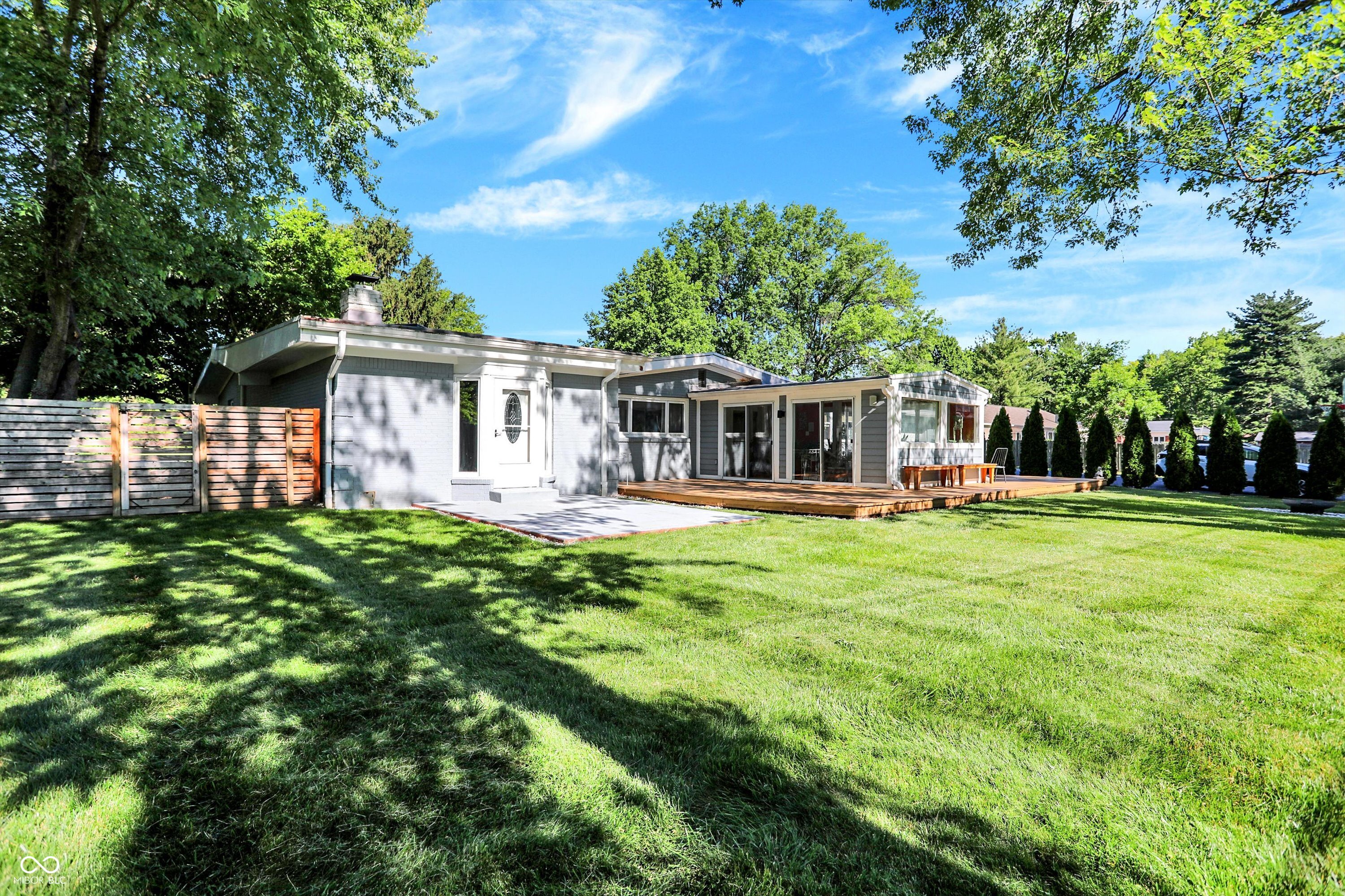 6431 Sunset Lane