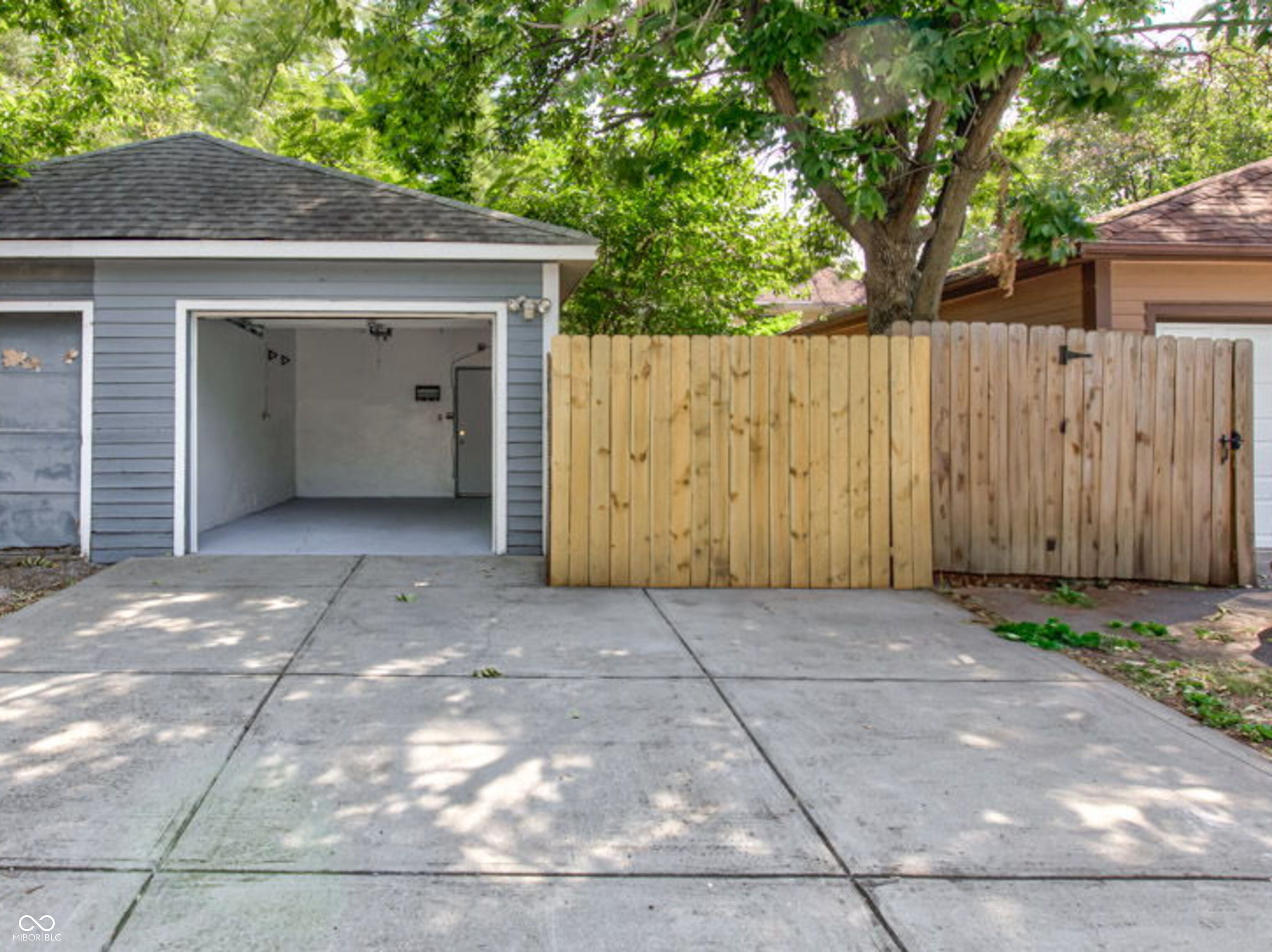 1240 Central Avenue