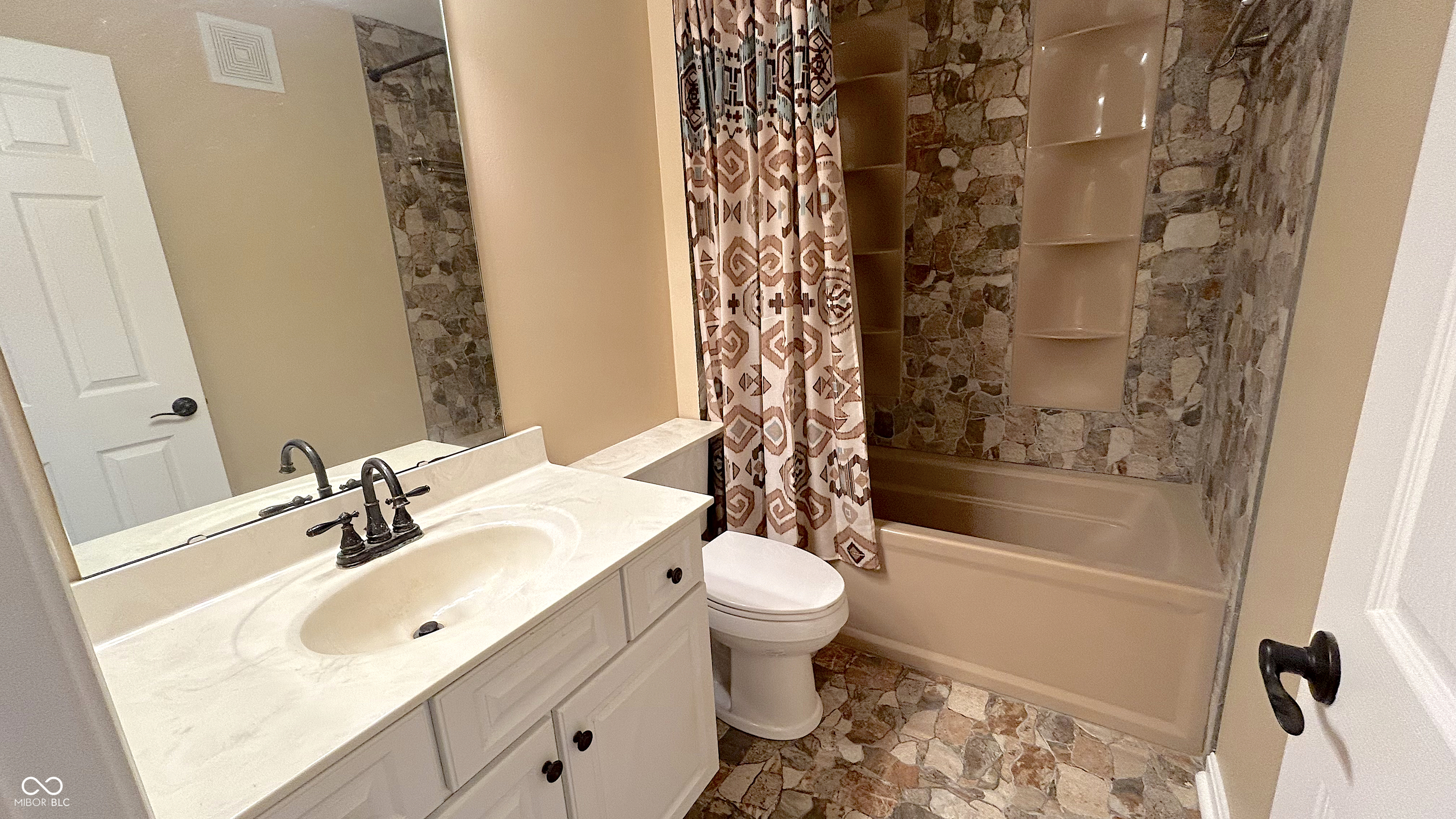 231 Legends Creek Way Unit: 101