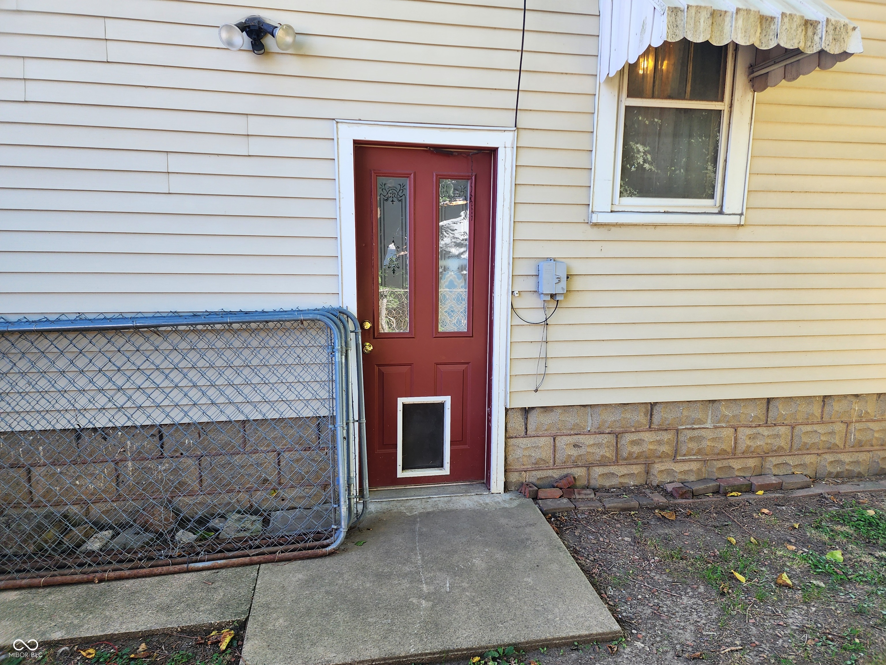 615 Elm Street
