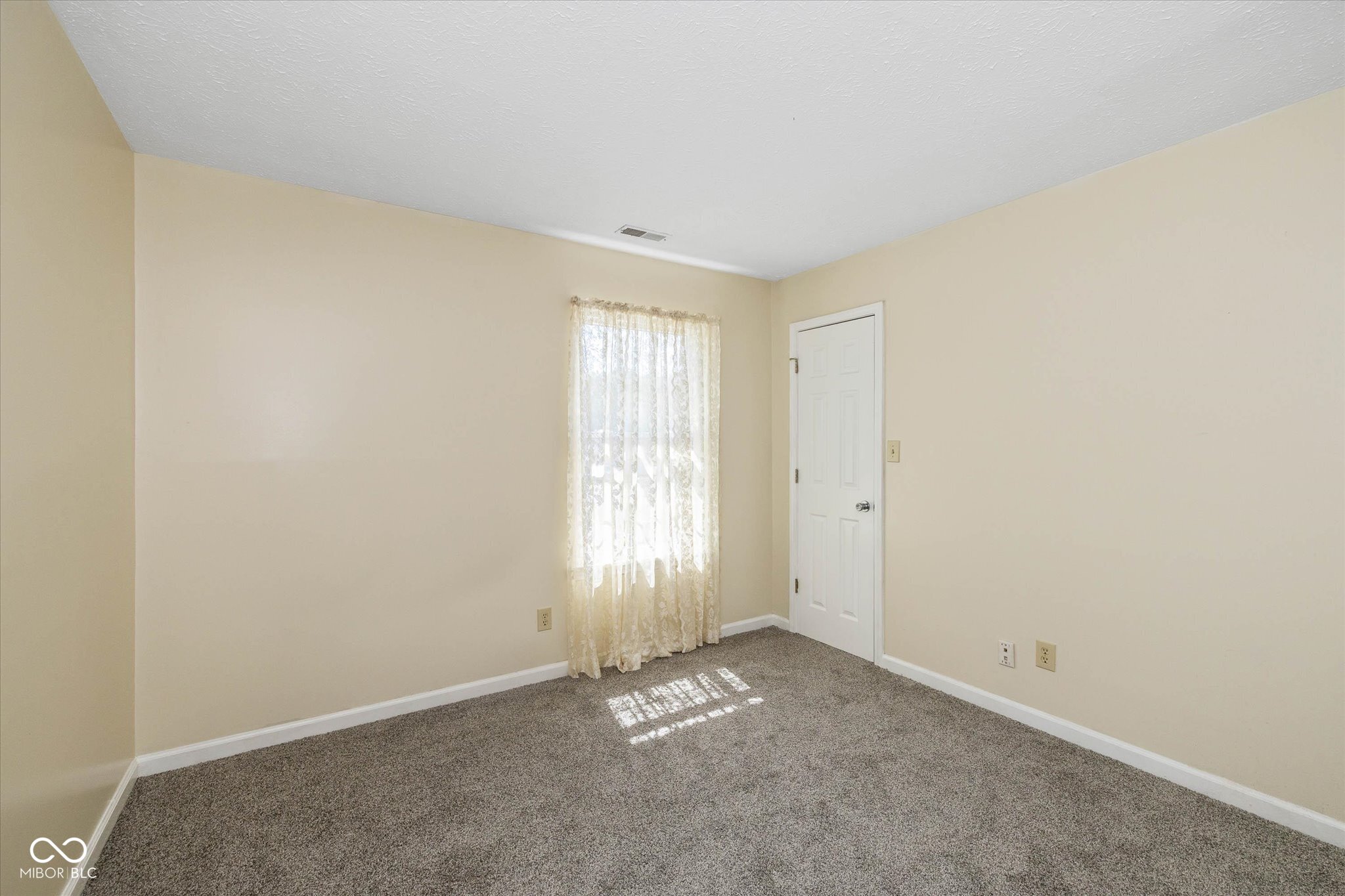 5124 W Longmeadow Court