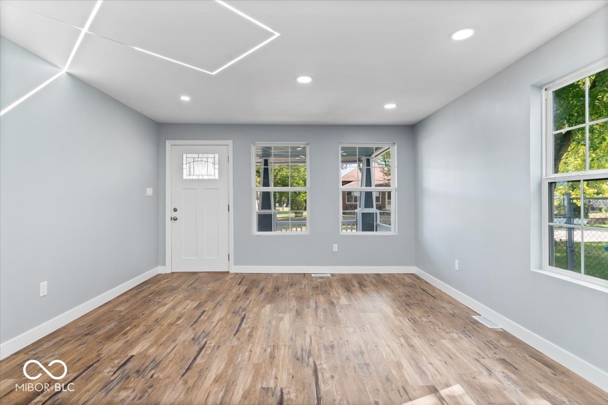 3046 N Colorado Avenue