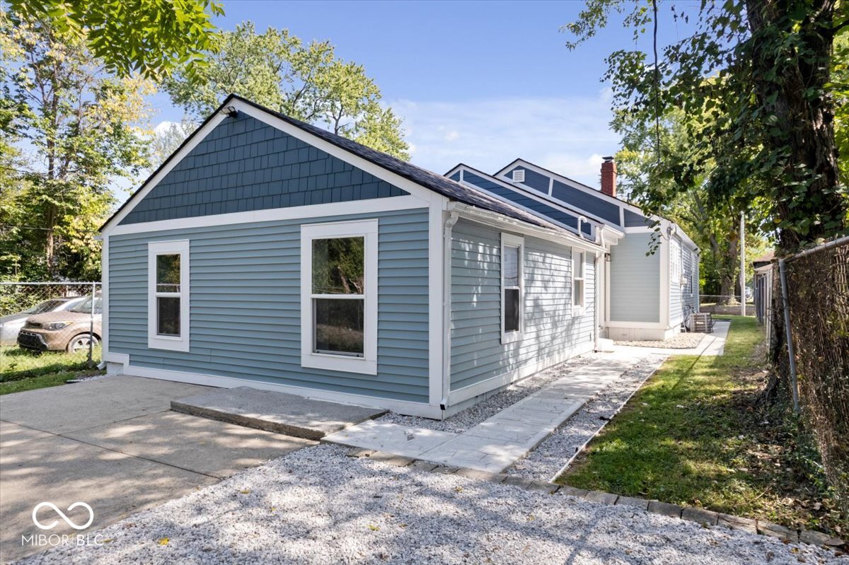 3046 N Colorado Avenue