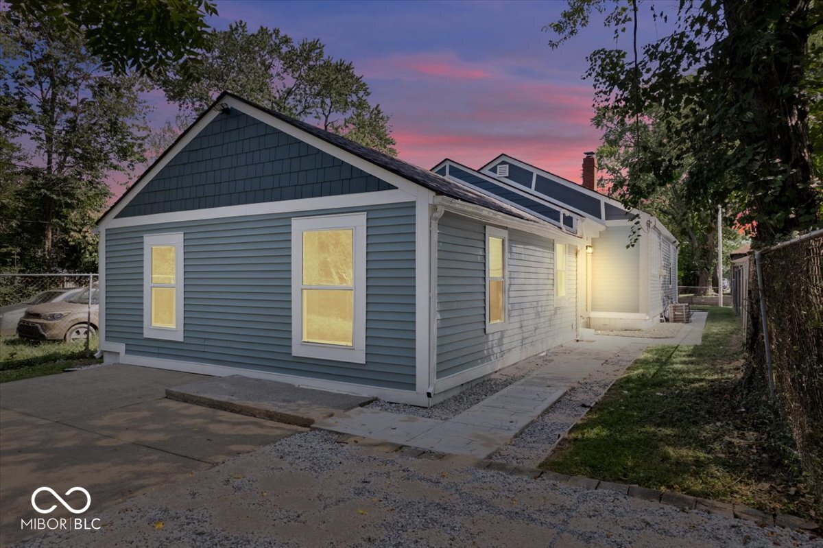 3046 N Colorado Avenue
