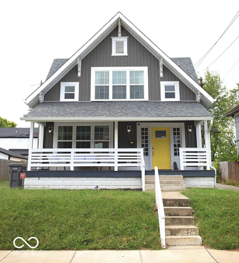 1122 Reid Place