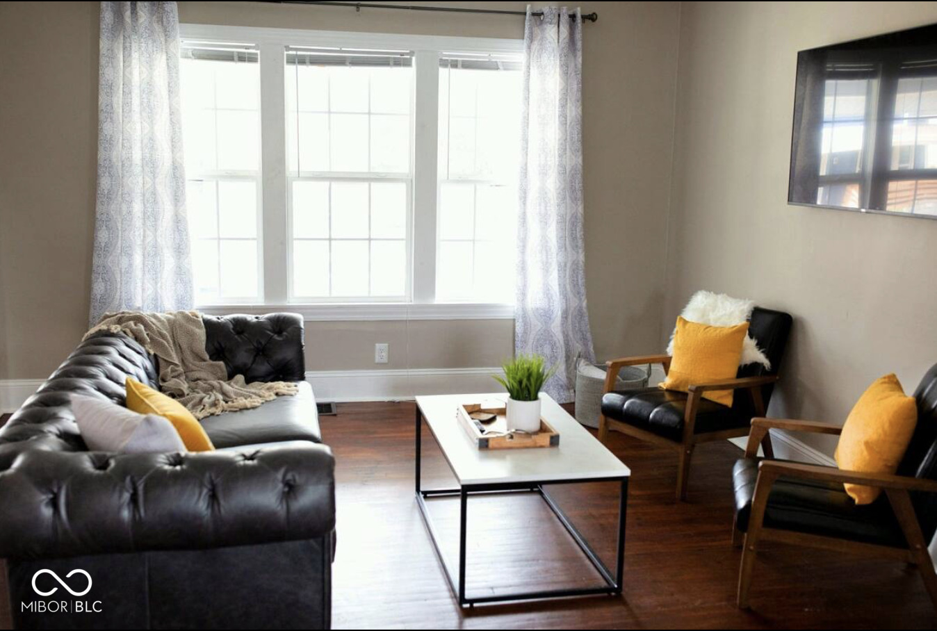 1122 Reid Place