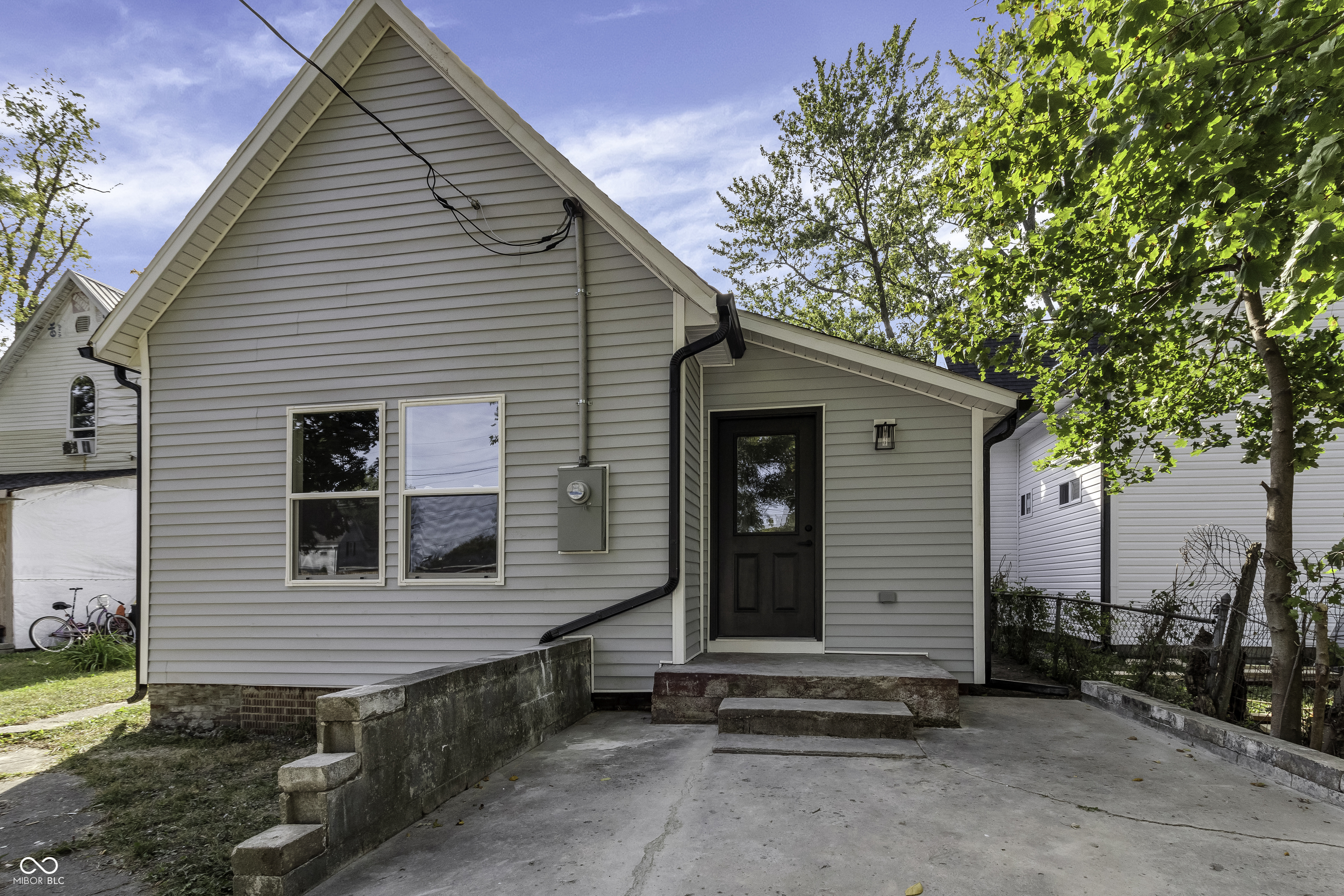 847 N 12th Street