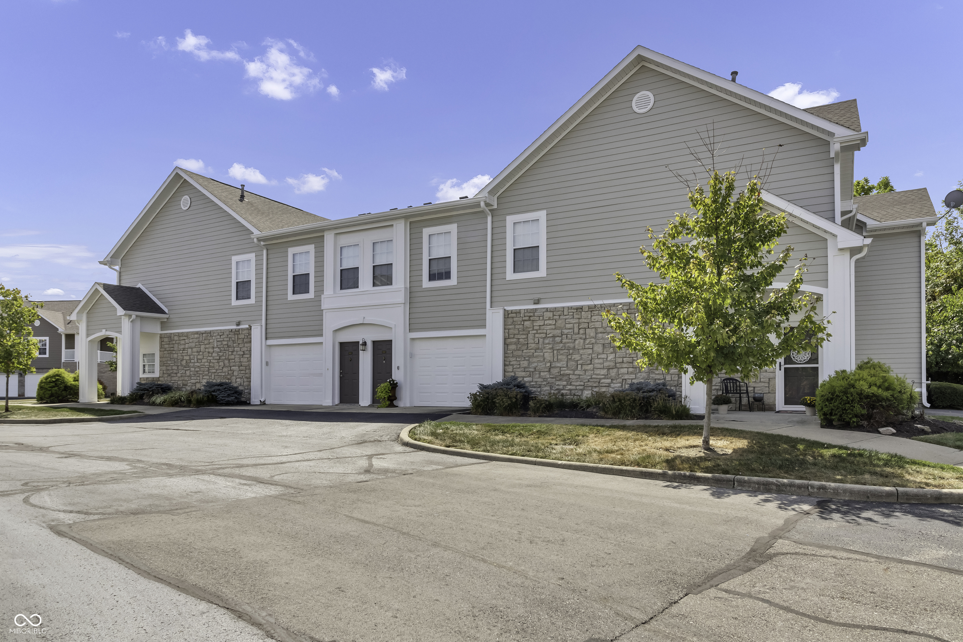 9662 Rialto Trail
