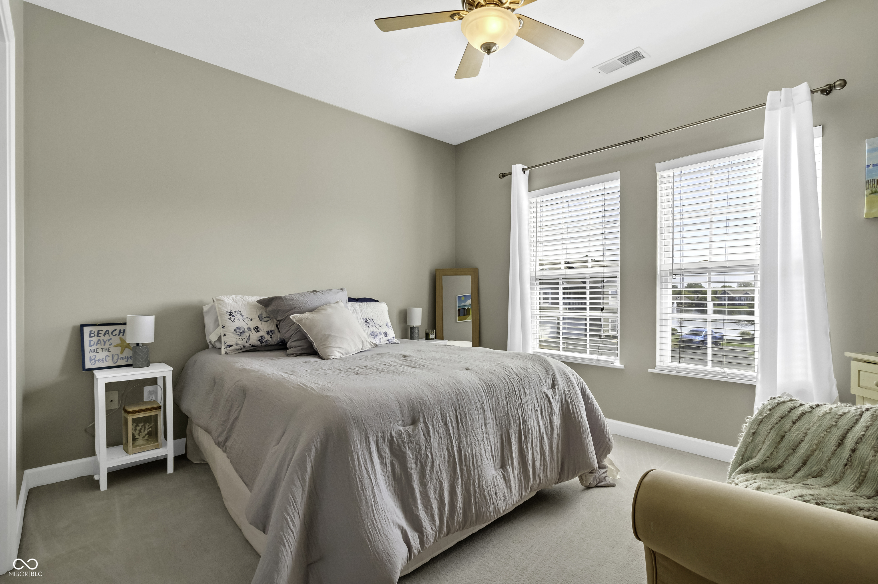 9662 Rialto Trail