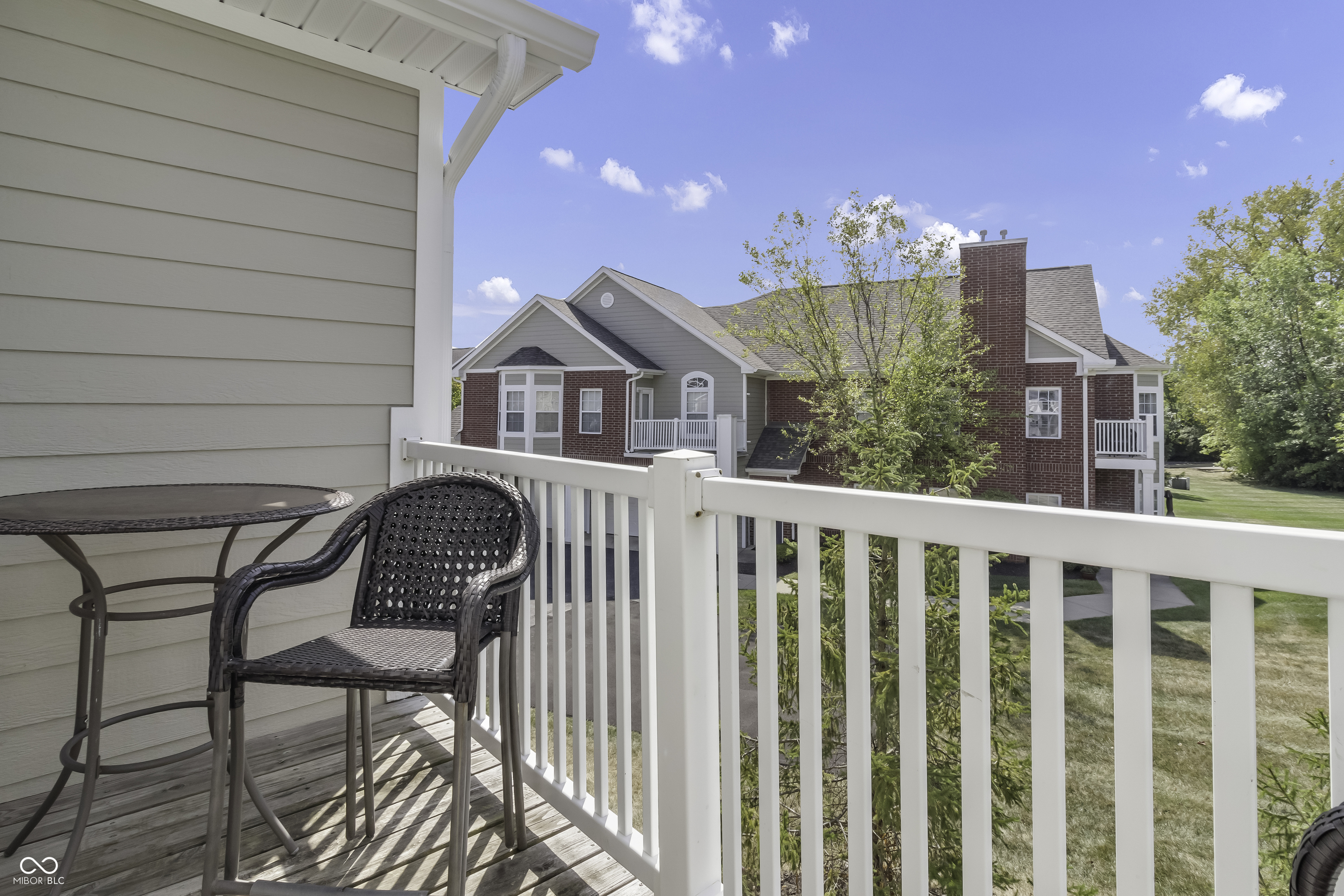 9662 Rialto Trail