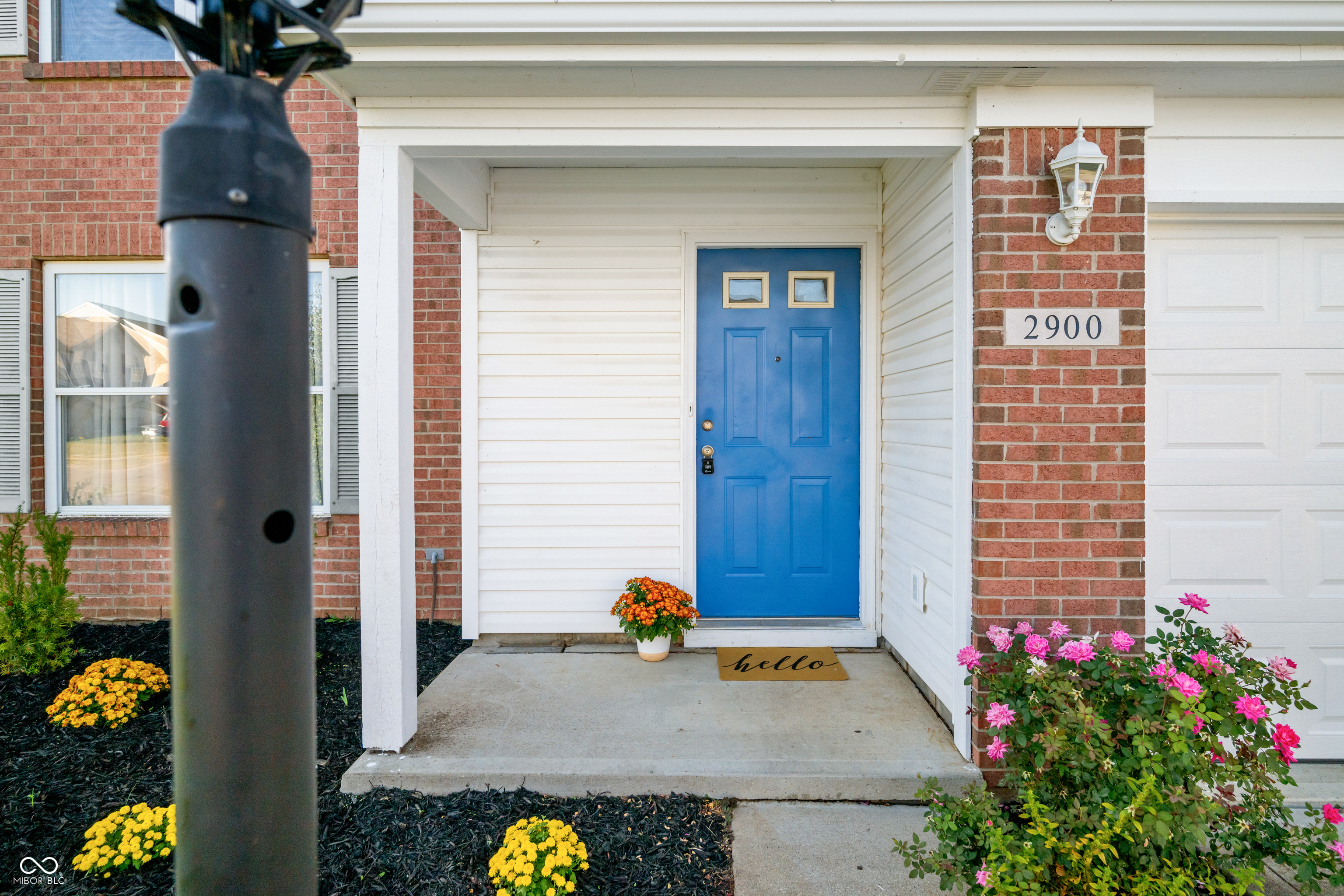 2900 Lakestream Drive