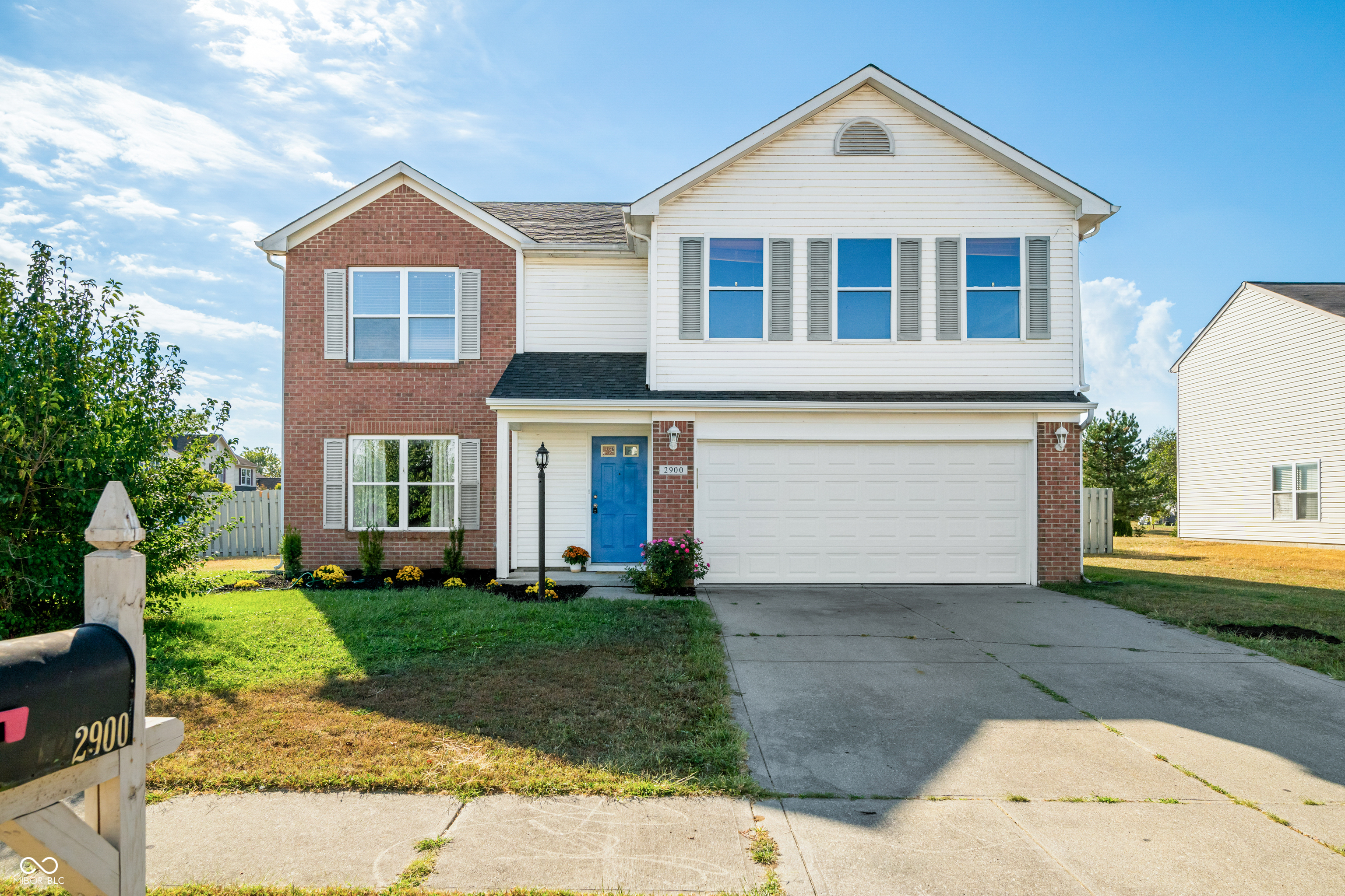 2900 Lakestream Drive