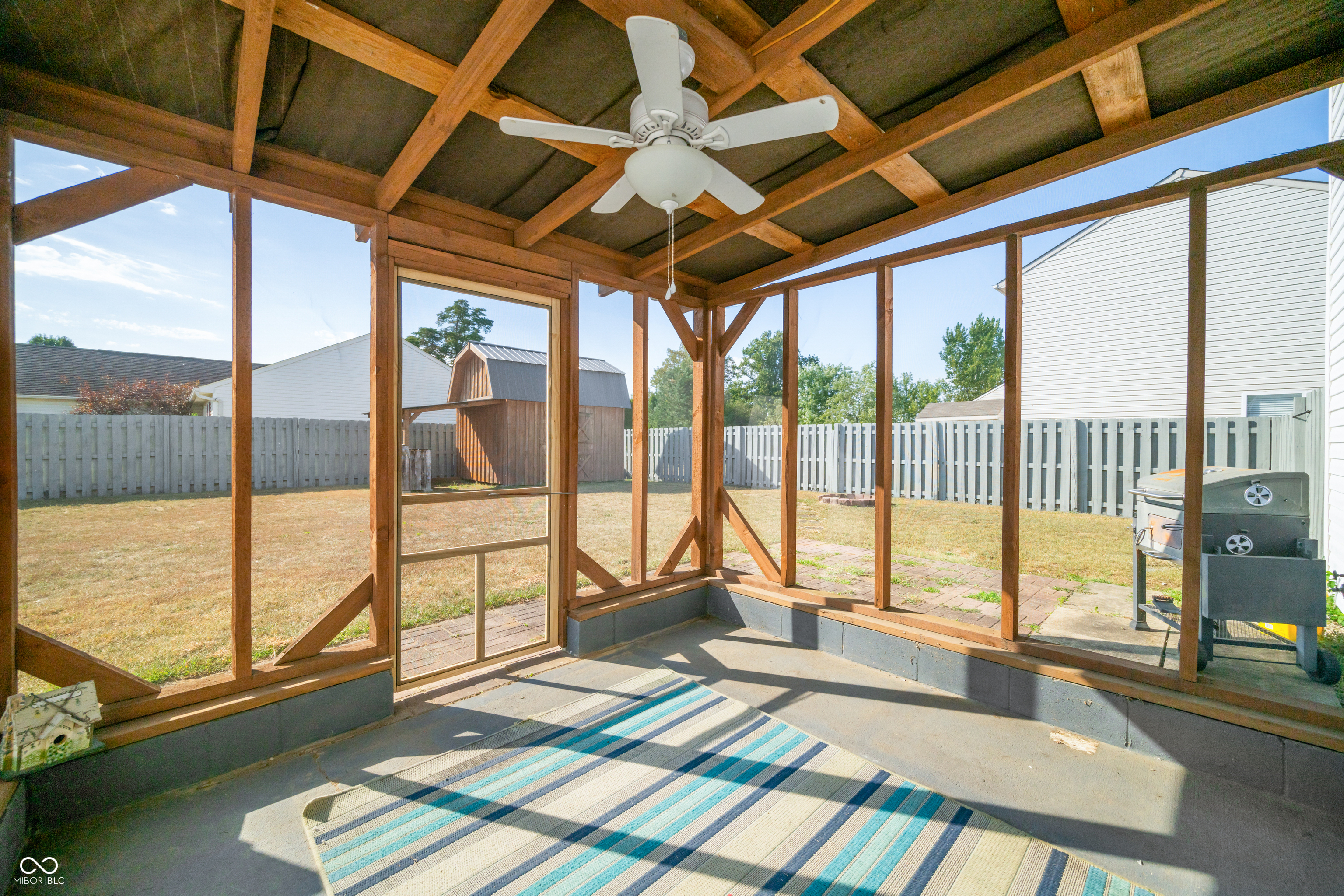 2900 Lakestream Drive