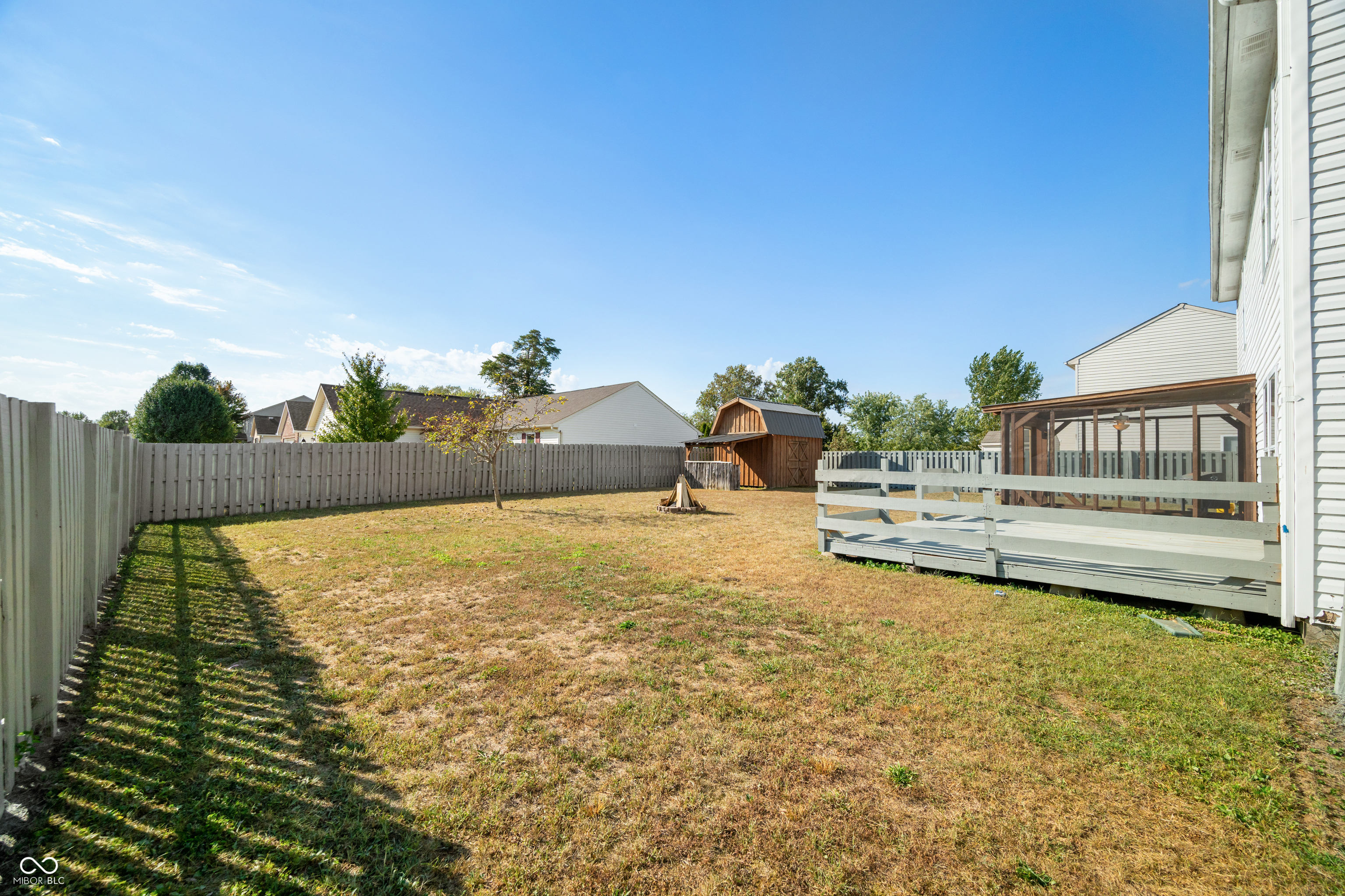 2900 Lakestream Drive