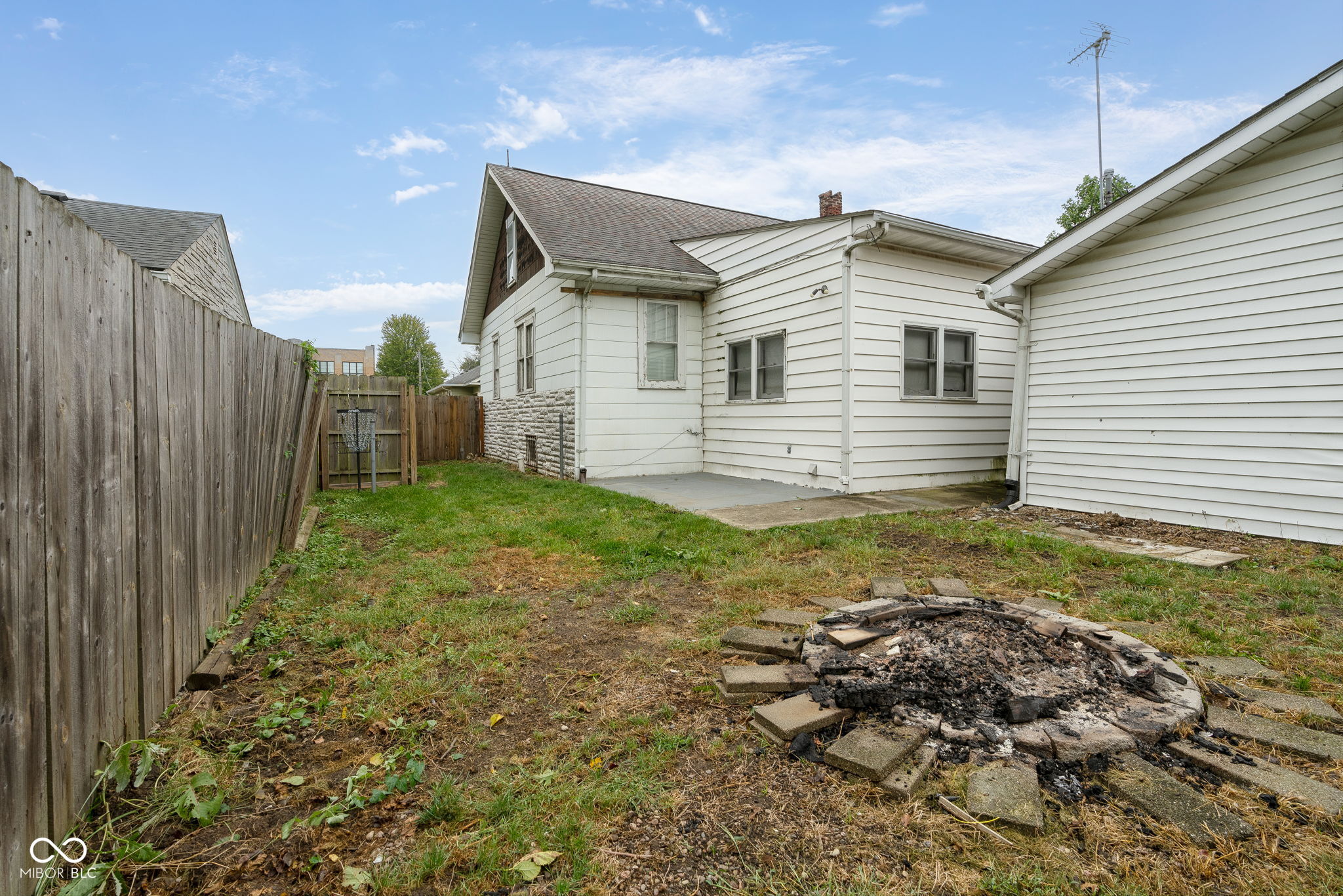 501 E 2nd Street