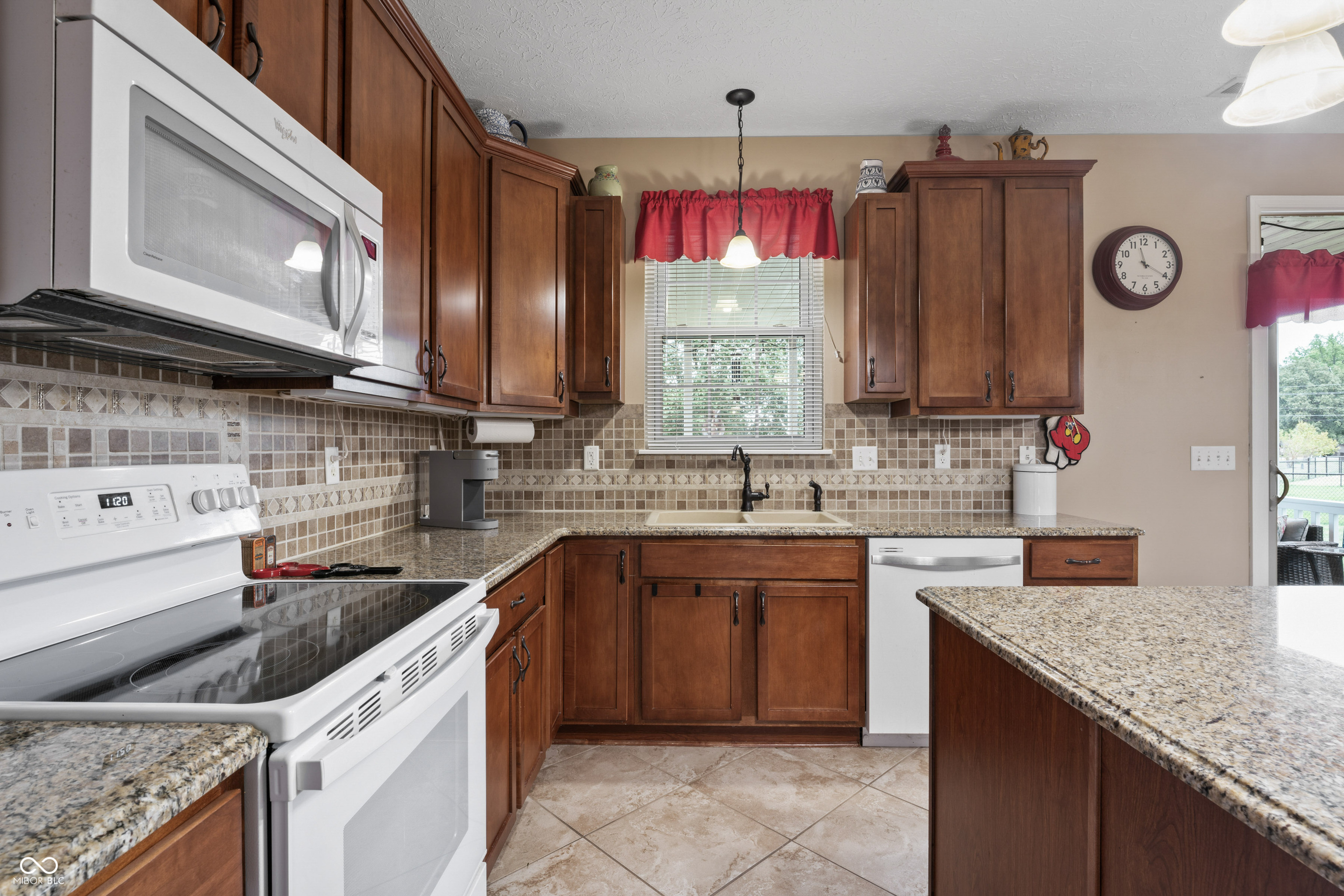 6902 Ashland Pointe Drive