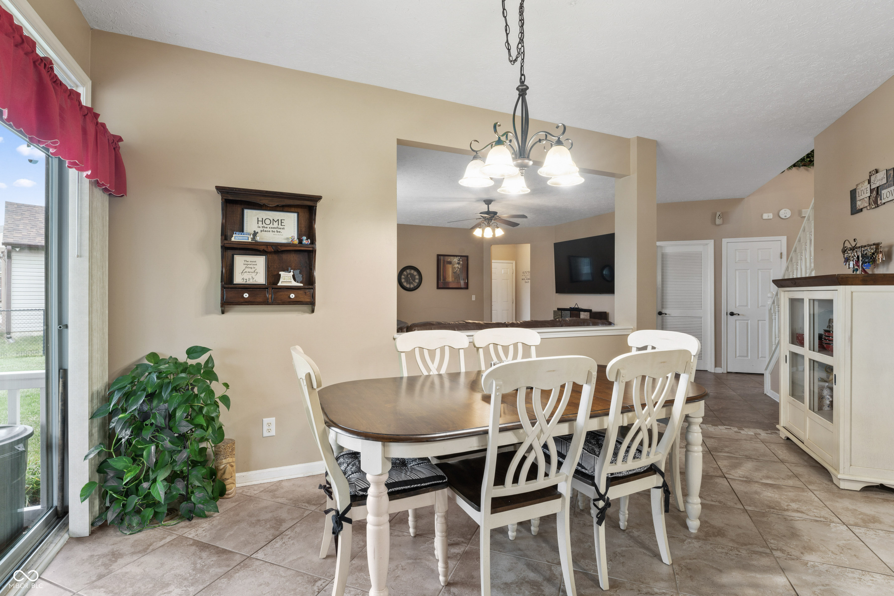 6902 Ashland Pointe Drive