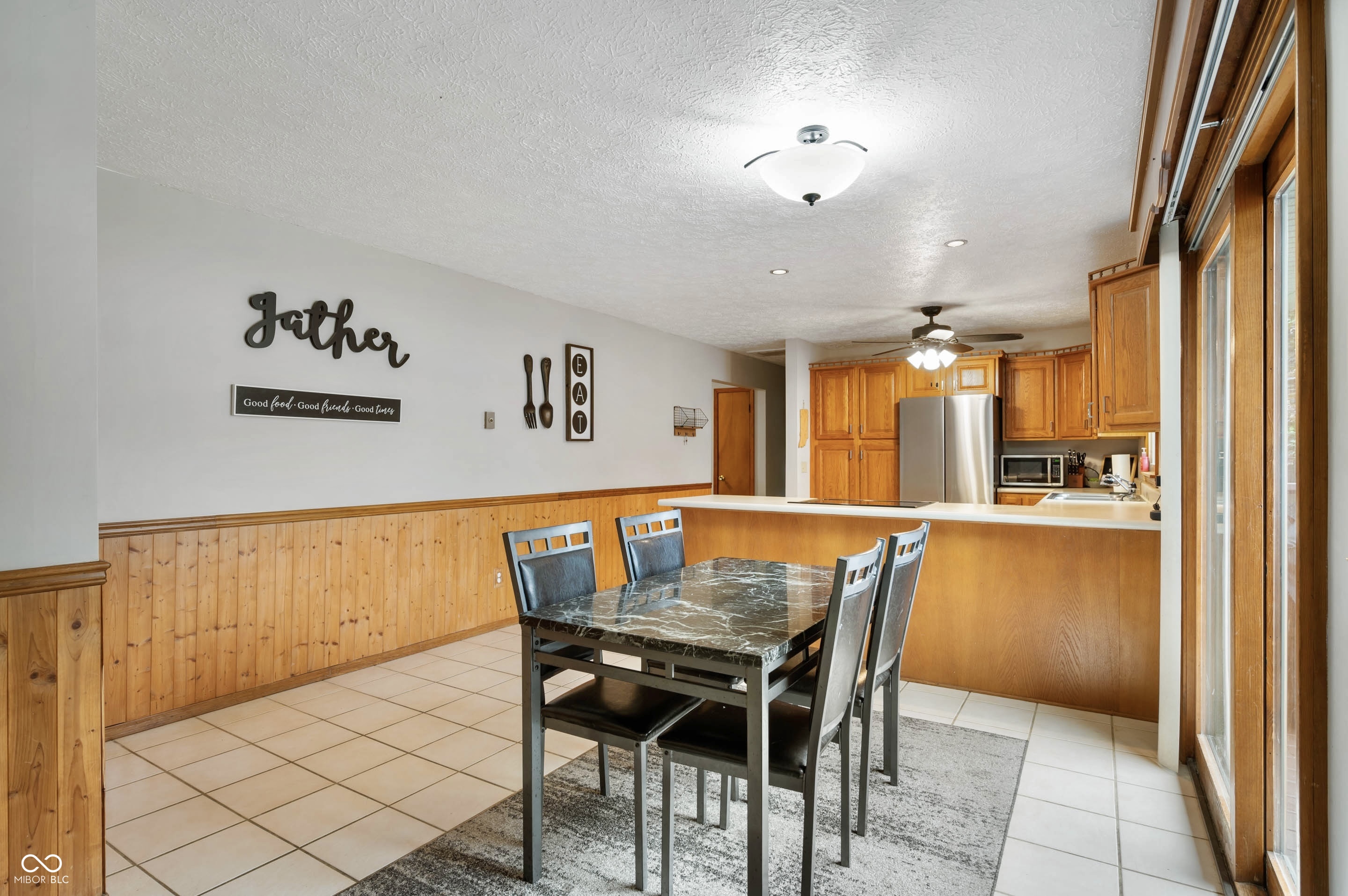 925 S Westchester Park Drive