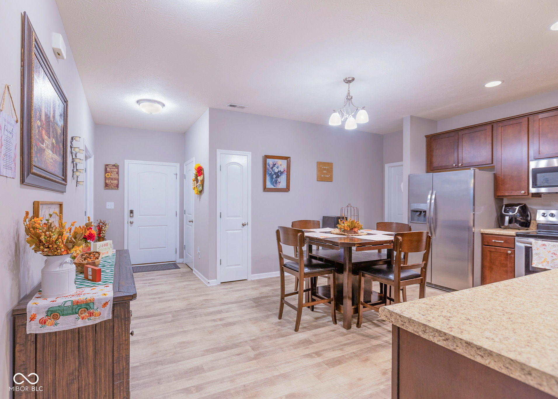 2332 Longleaf Lane
