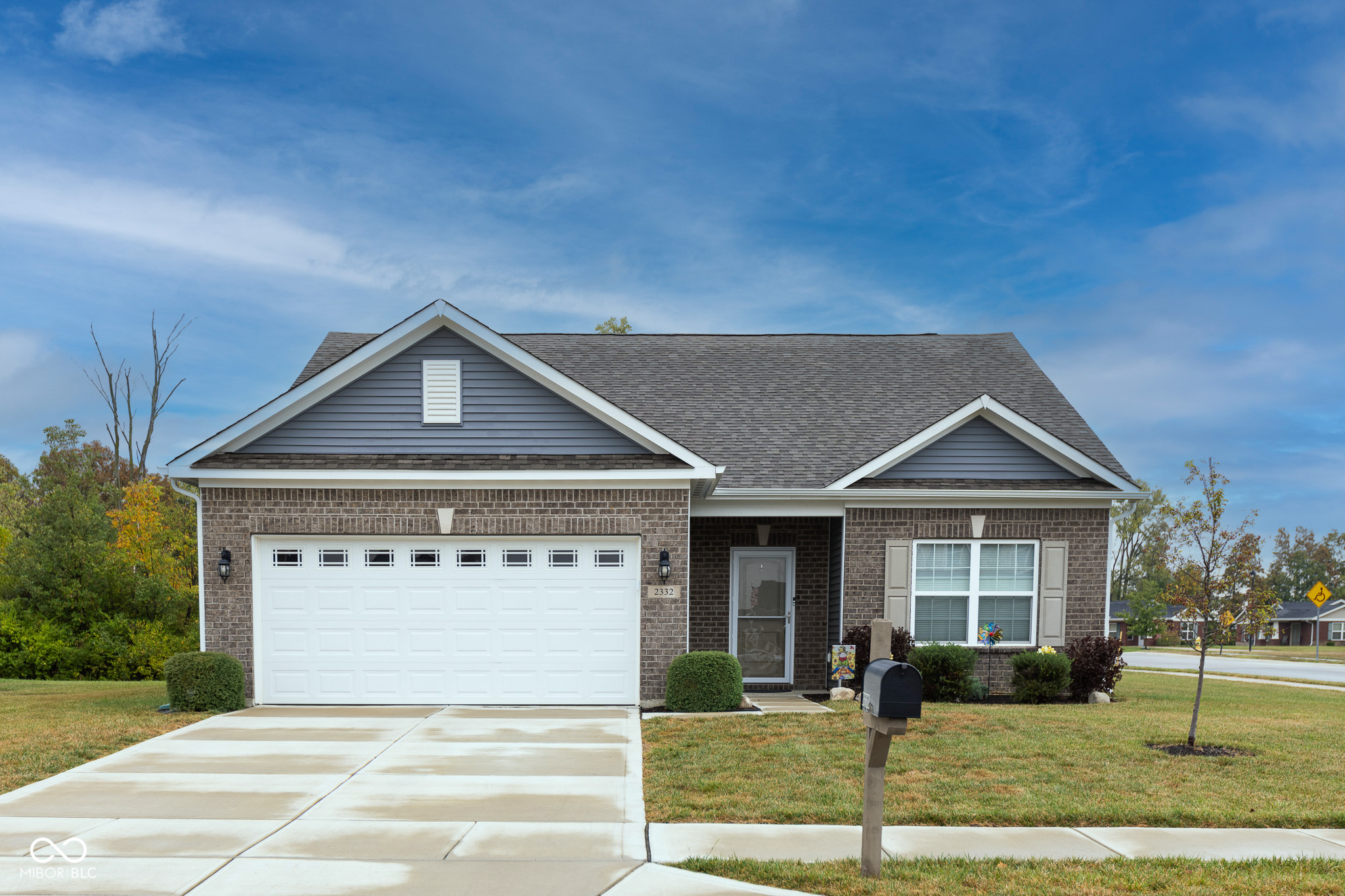 2332 Longleaf Lane