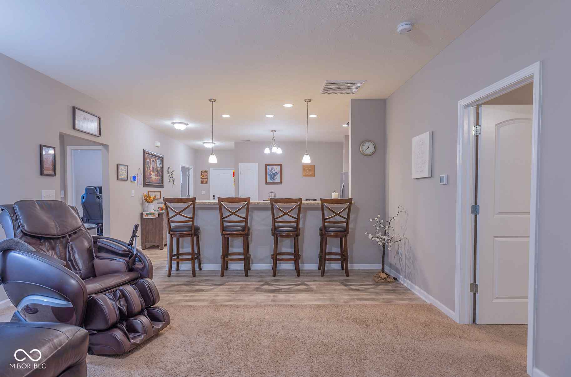 2332 Longleaf Lane