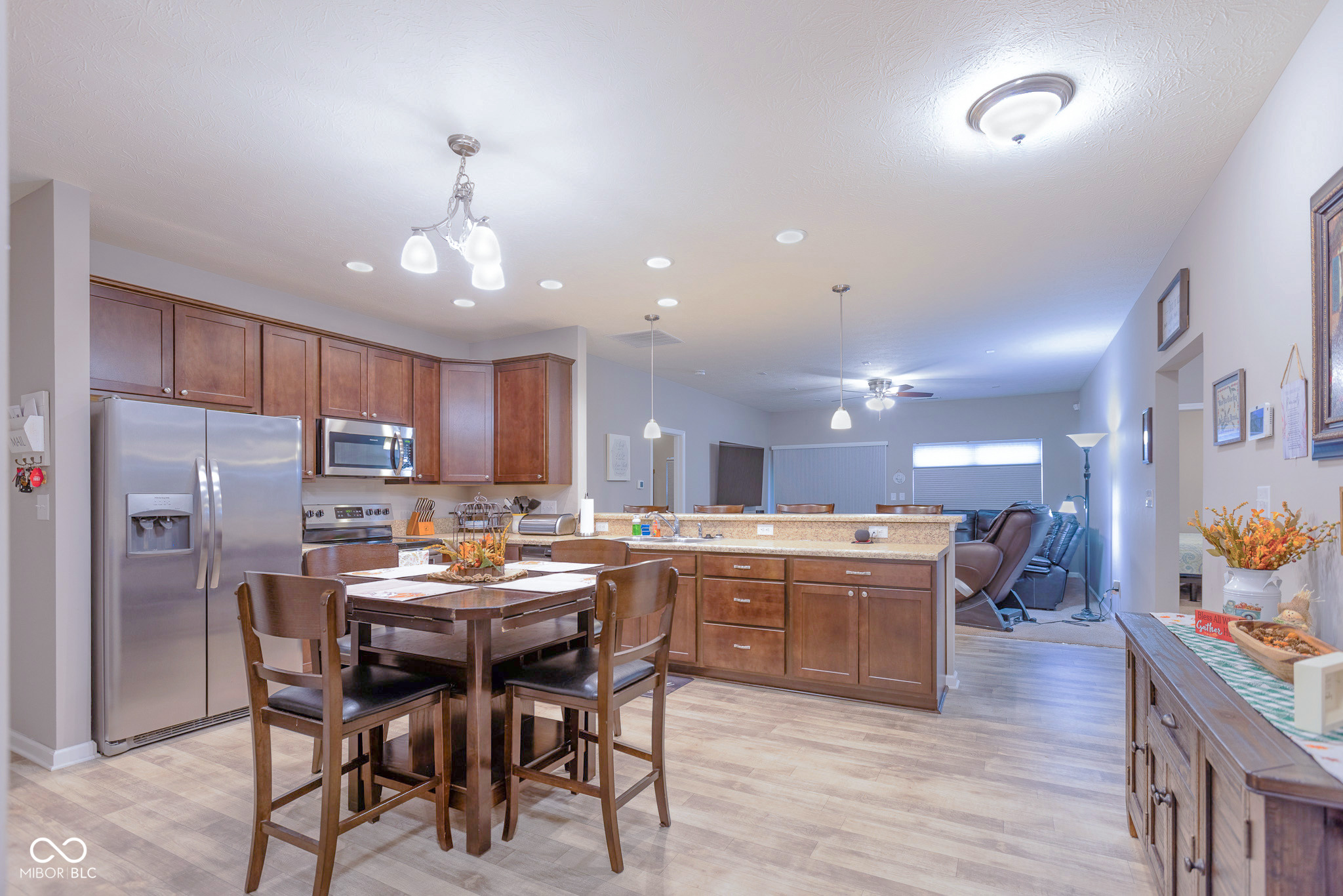 2332 Longleaf Lane
