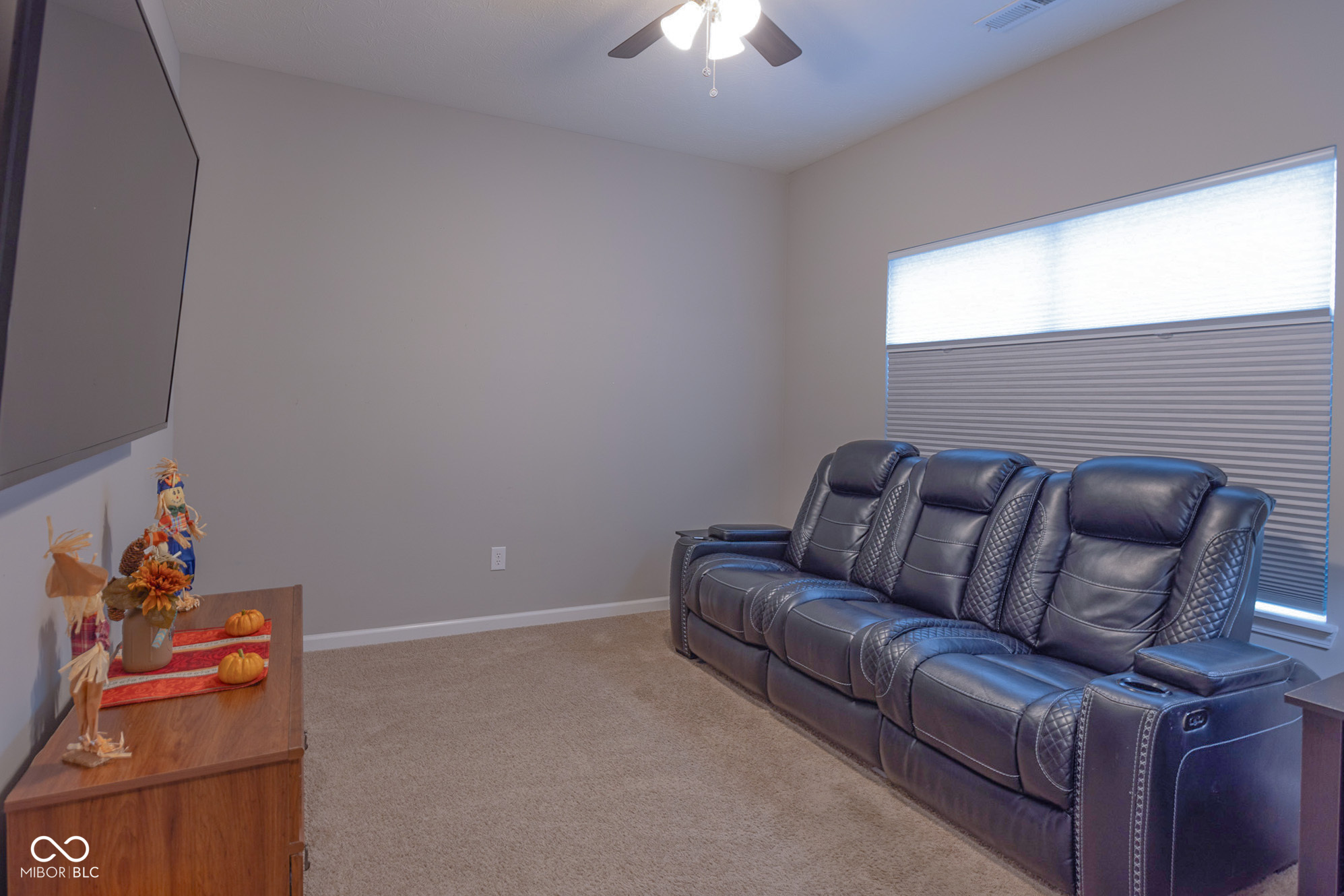 2332 Longleaf Lane
