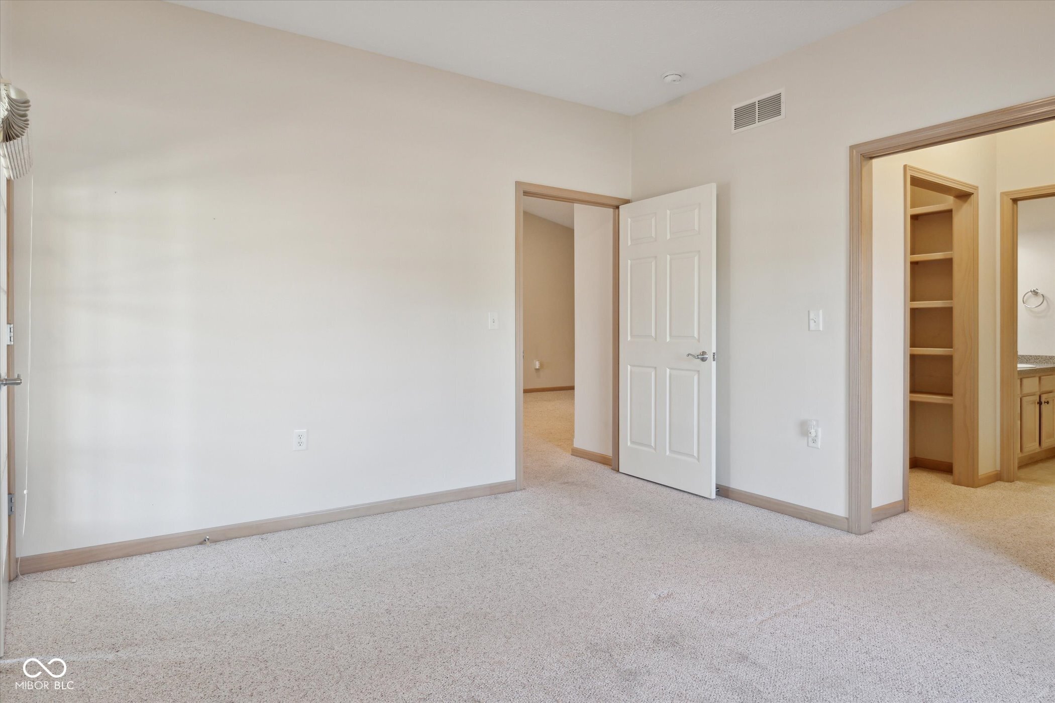1802 Waterfall Drive