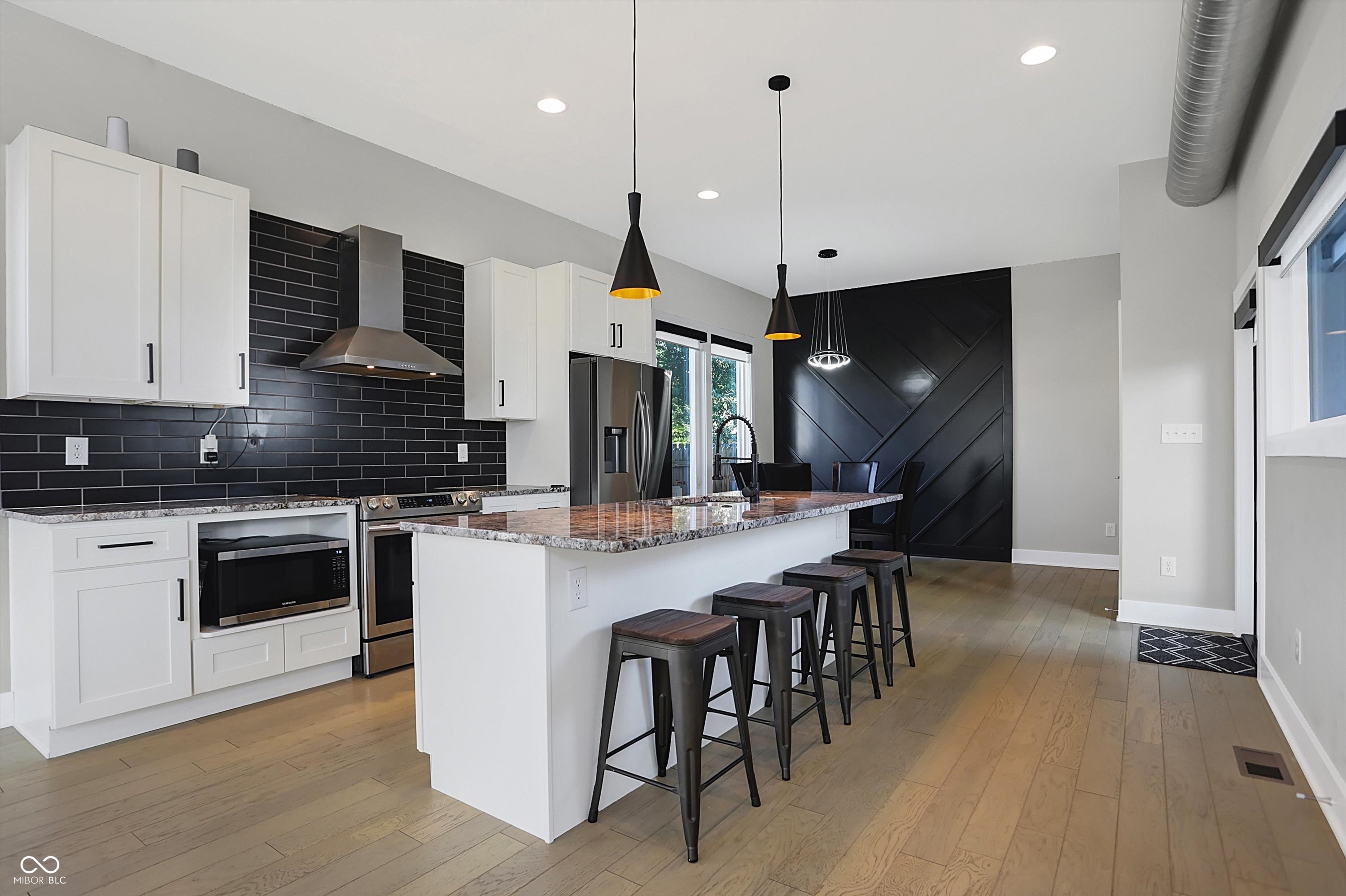 814 East 21st Street